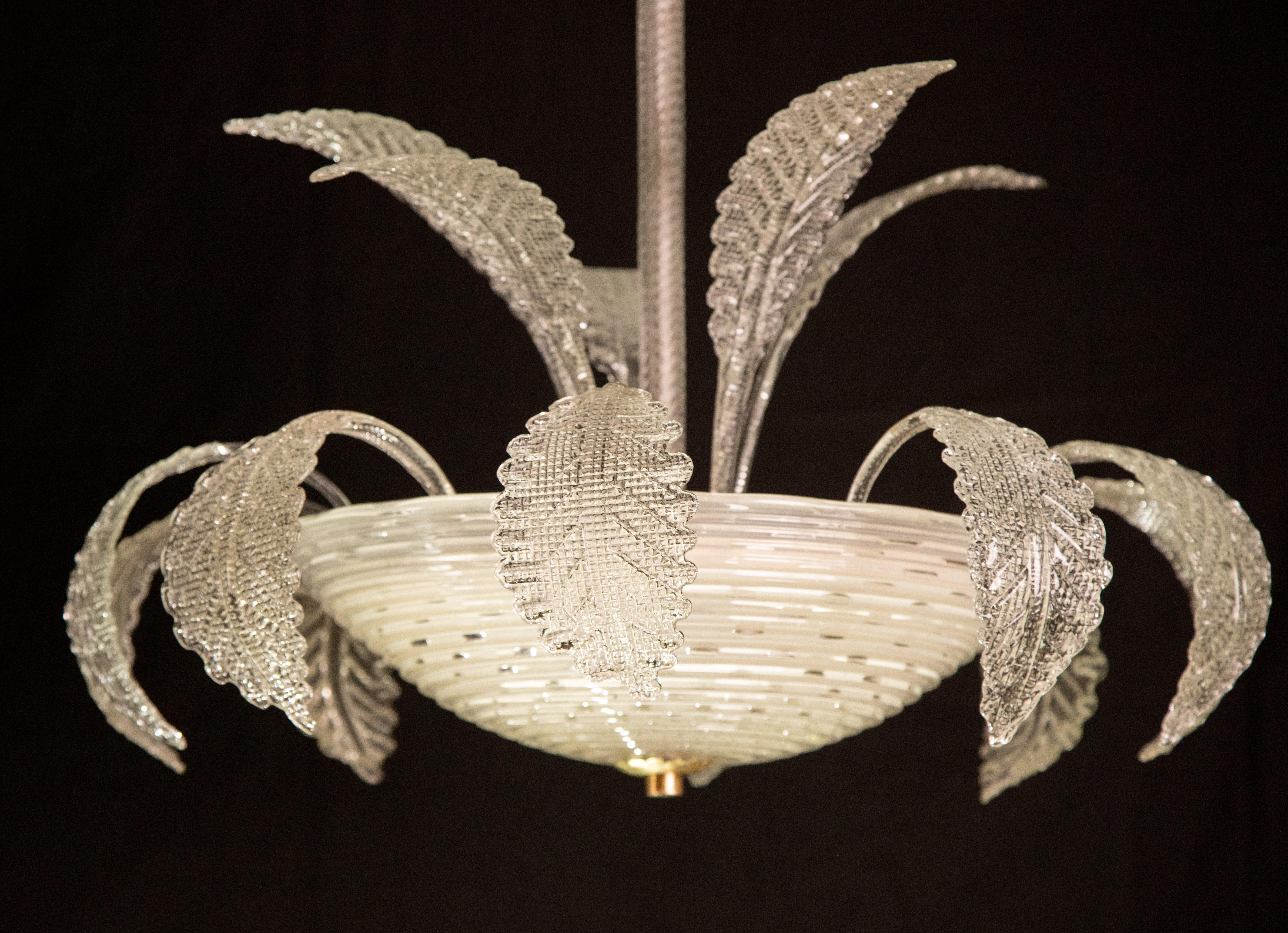 Lovely Art Deco Barovier e Toso Chandelier, Murano Glass, 1940s 3