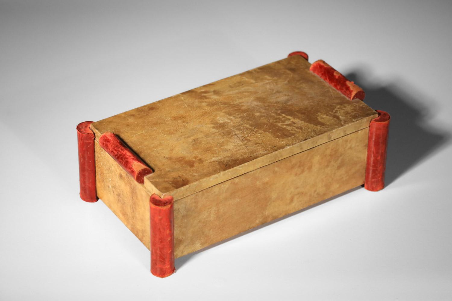 Lovely art deco box in red vellum and leather in the style of Paul Dupré-Lafon For Sale 4