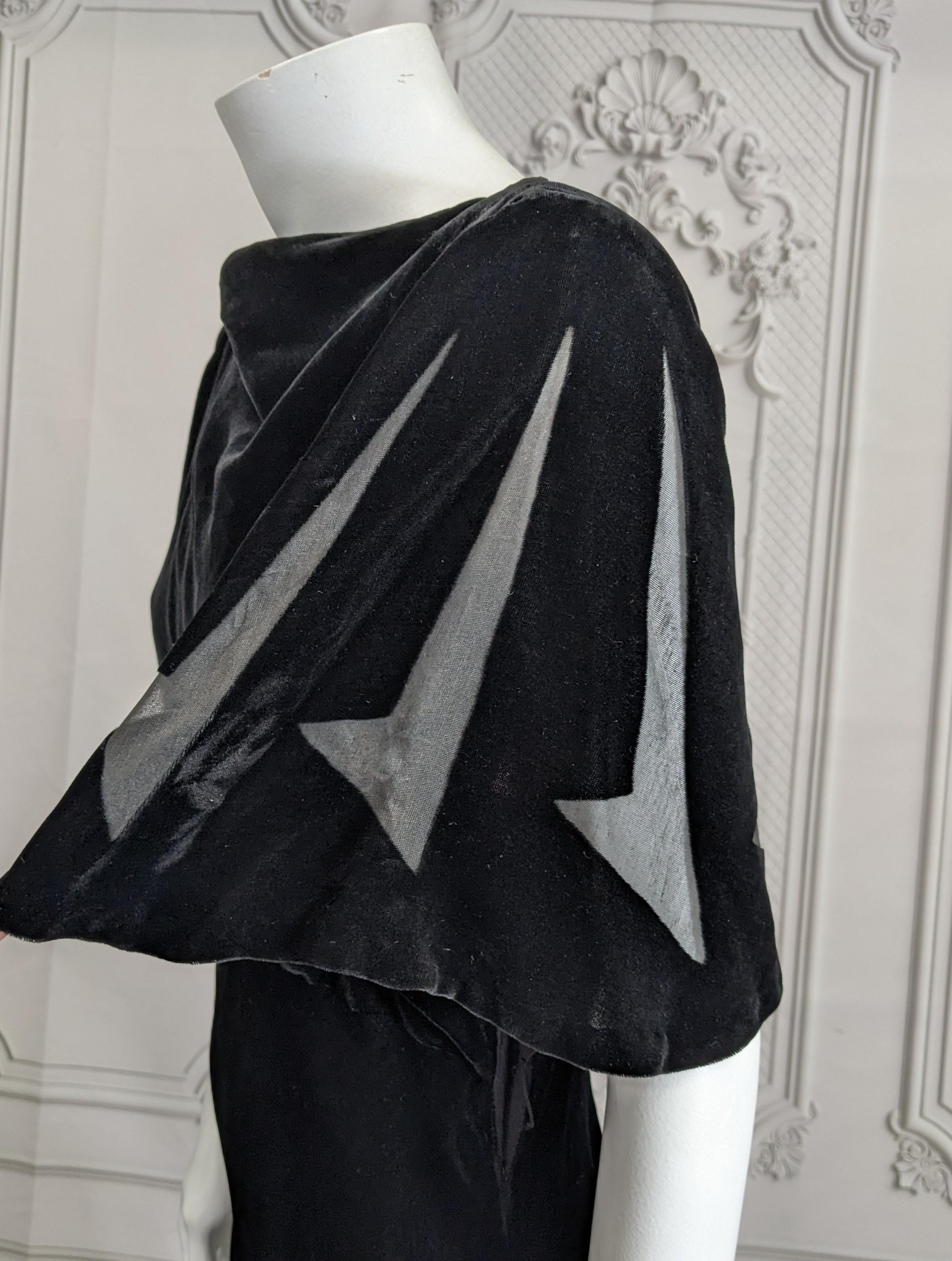 Lovely Art Deco Burn Out Velvet Gown For Sale 1