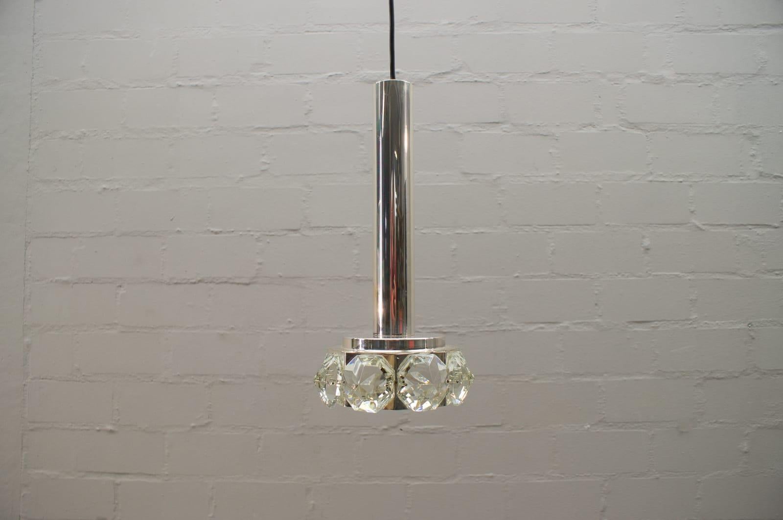 Mid-Century moderno Graziosa lampada da soffitto Bakalowits & Söhne con grandi diamanti di vetro, anni '70 in vendita