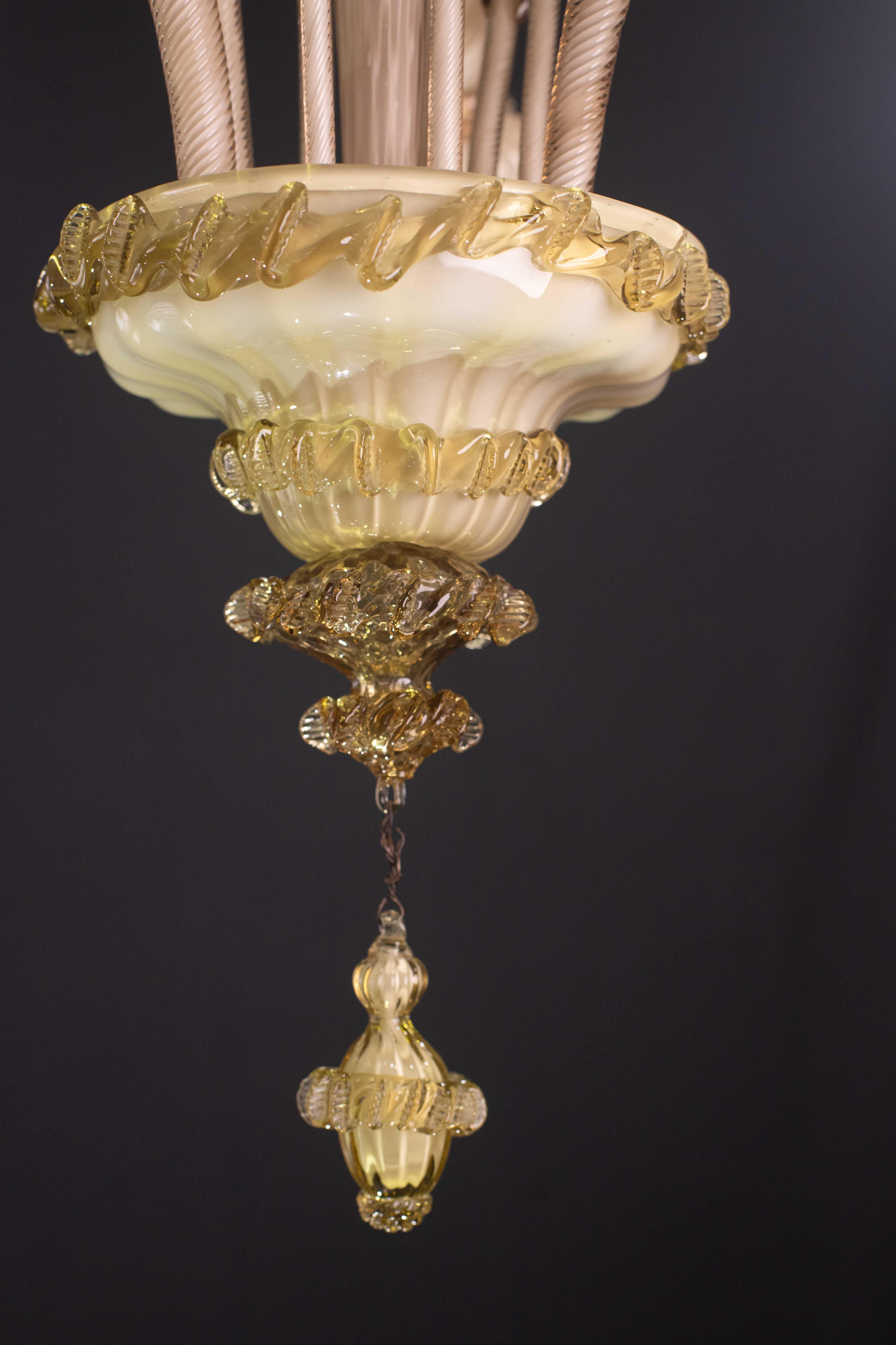 Magnifique lustre vénitien bicolore, verre de Murano, années 1950 en vente 1