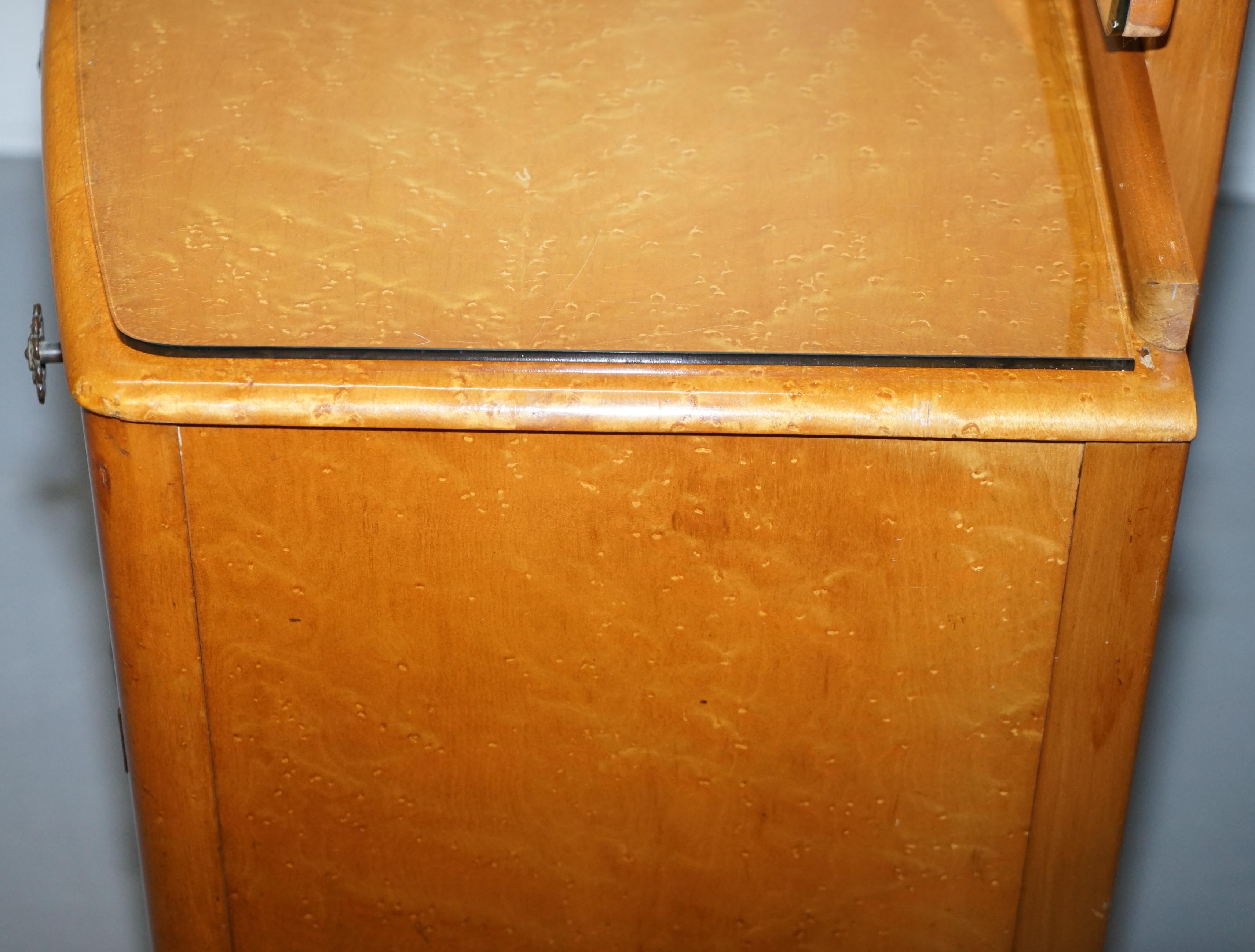 Lovely Birdseye Maple Dressing Table, Glass Top & Mirror by Tudor Rose Bros Ltd 5