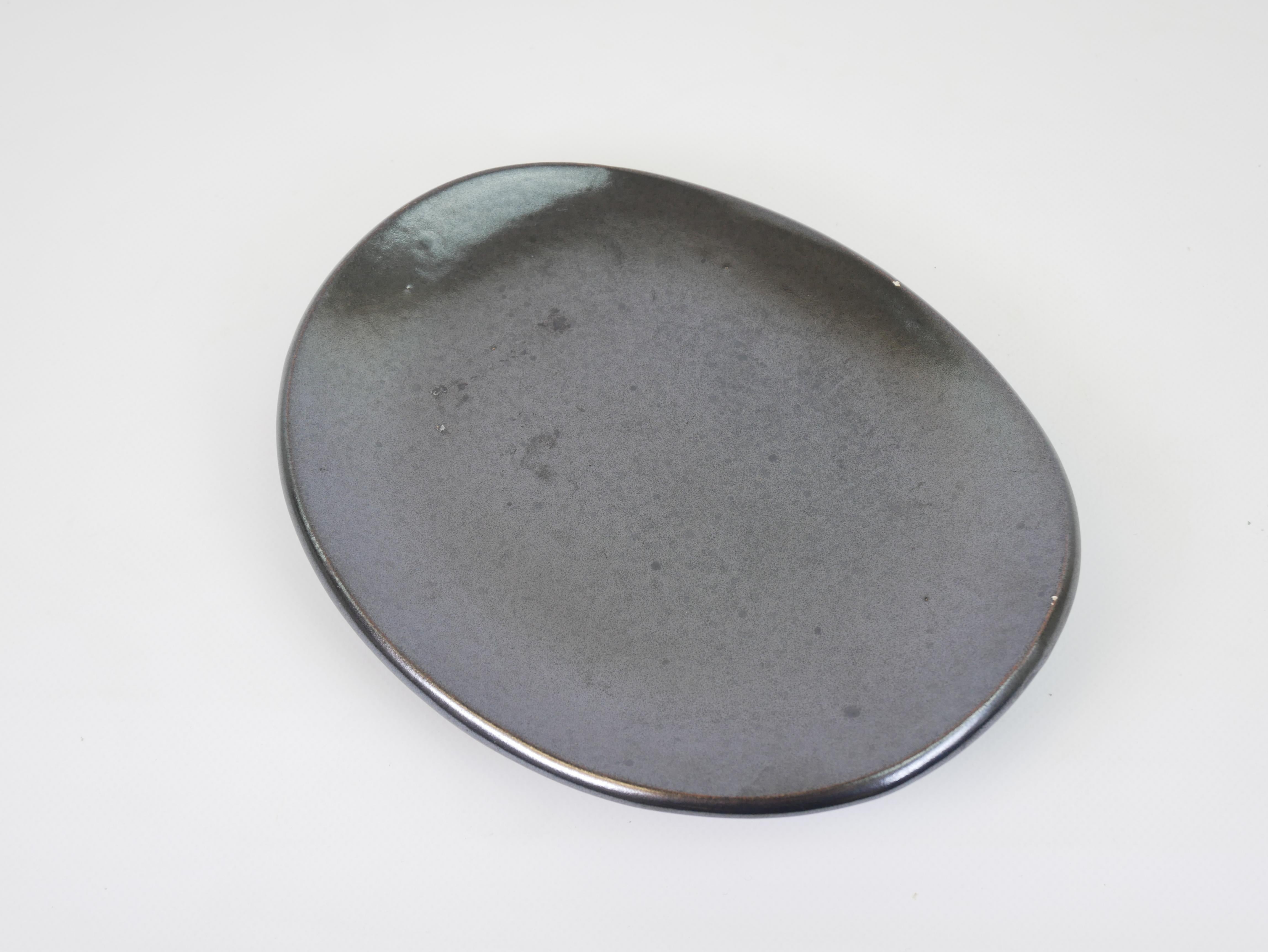 Lovely black ceramic plate or tidy by Madoura Plein Feu Vallauris circa 1950 For Sale 6