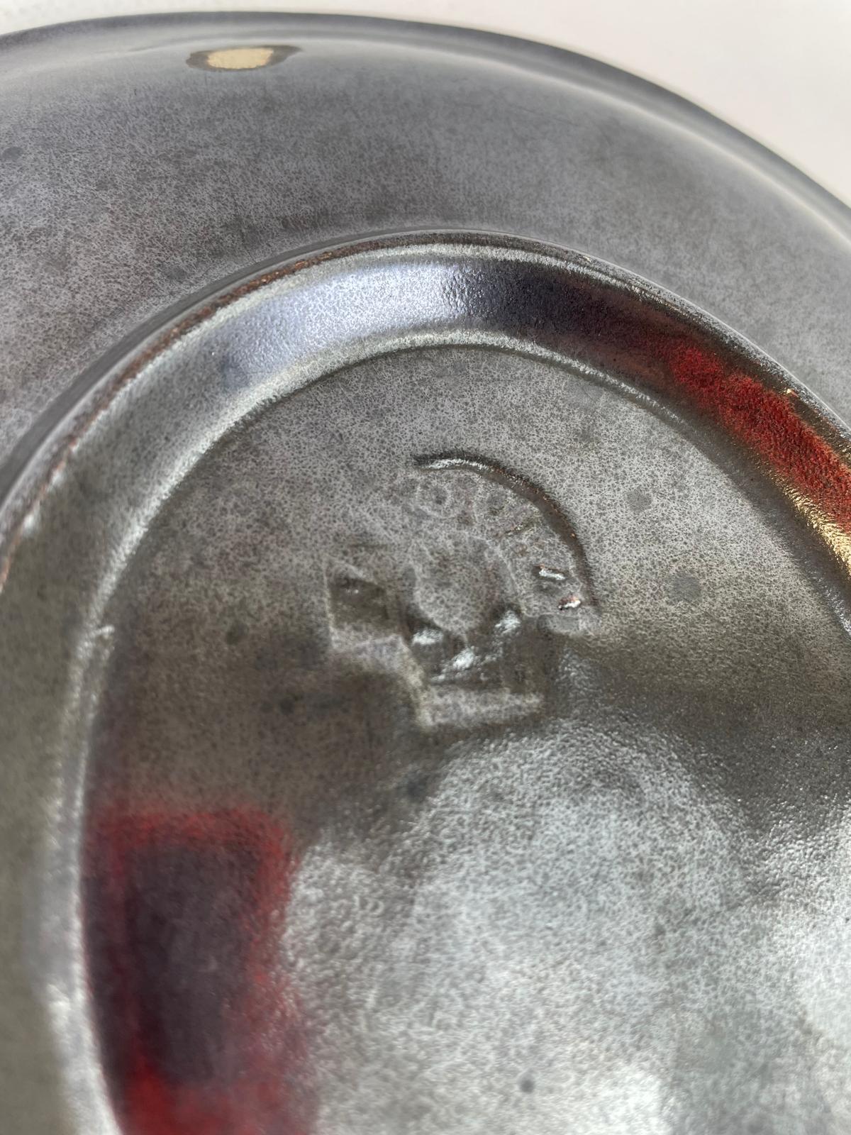 Lovely black ceramic plate or tidy by Madoura Plein Feu Vallauris circa 1950 For Sale 12