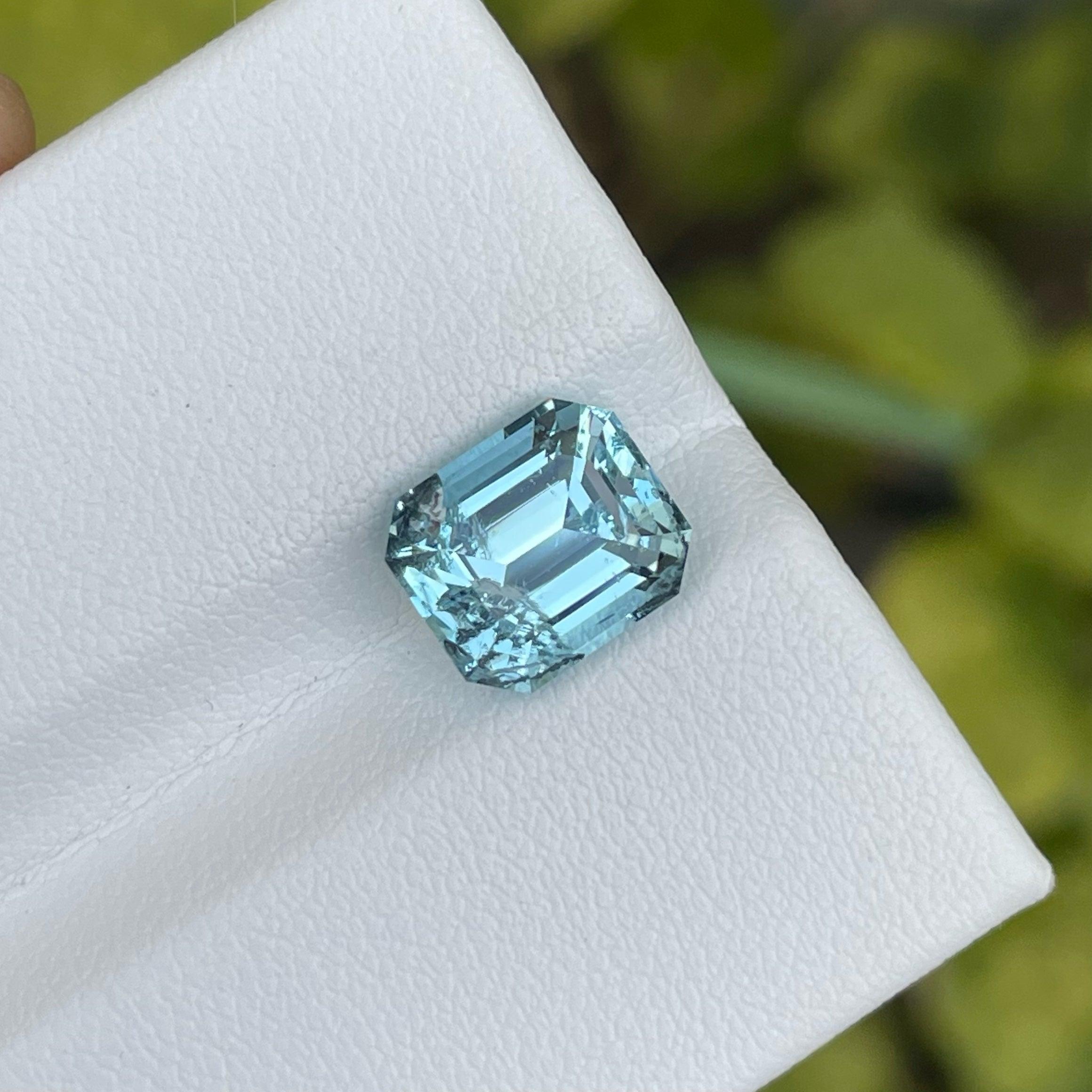 Lovely Blue Aquamarine Stone From Nigeria, Available for sale at wholesale price natural high quality 3.60 Carats Included Clarity Natural Loose Aquamarine from Nigeria.

Product Information:
GEMSTONE NAME:	Lovely Blue Aquamarine Stone From