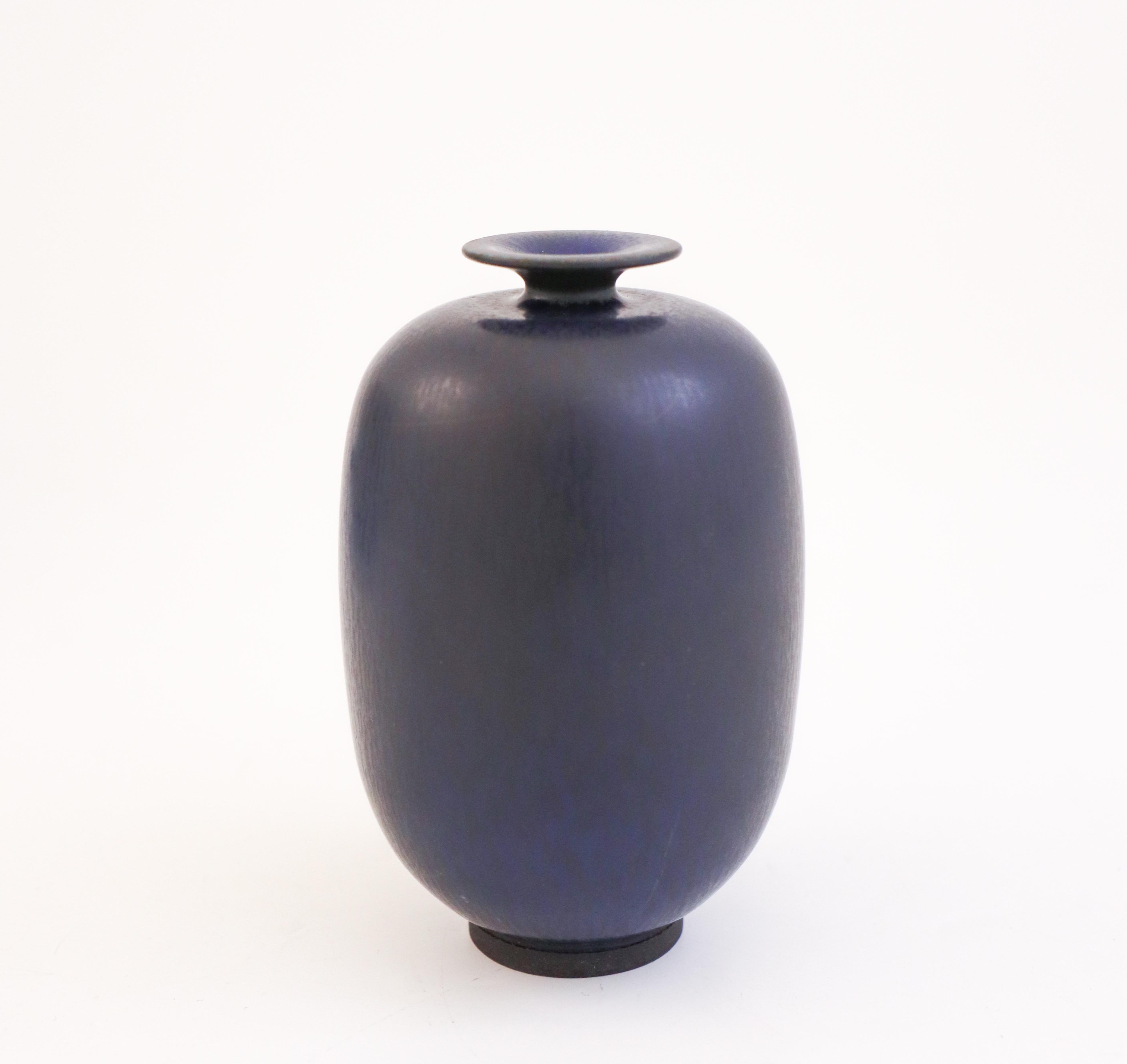 Scandinavian Modern Lovely Blue Ceramic Vase, Berndt Friberg, Gustavsberg - Mid 20th Century For Sale