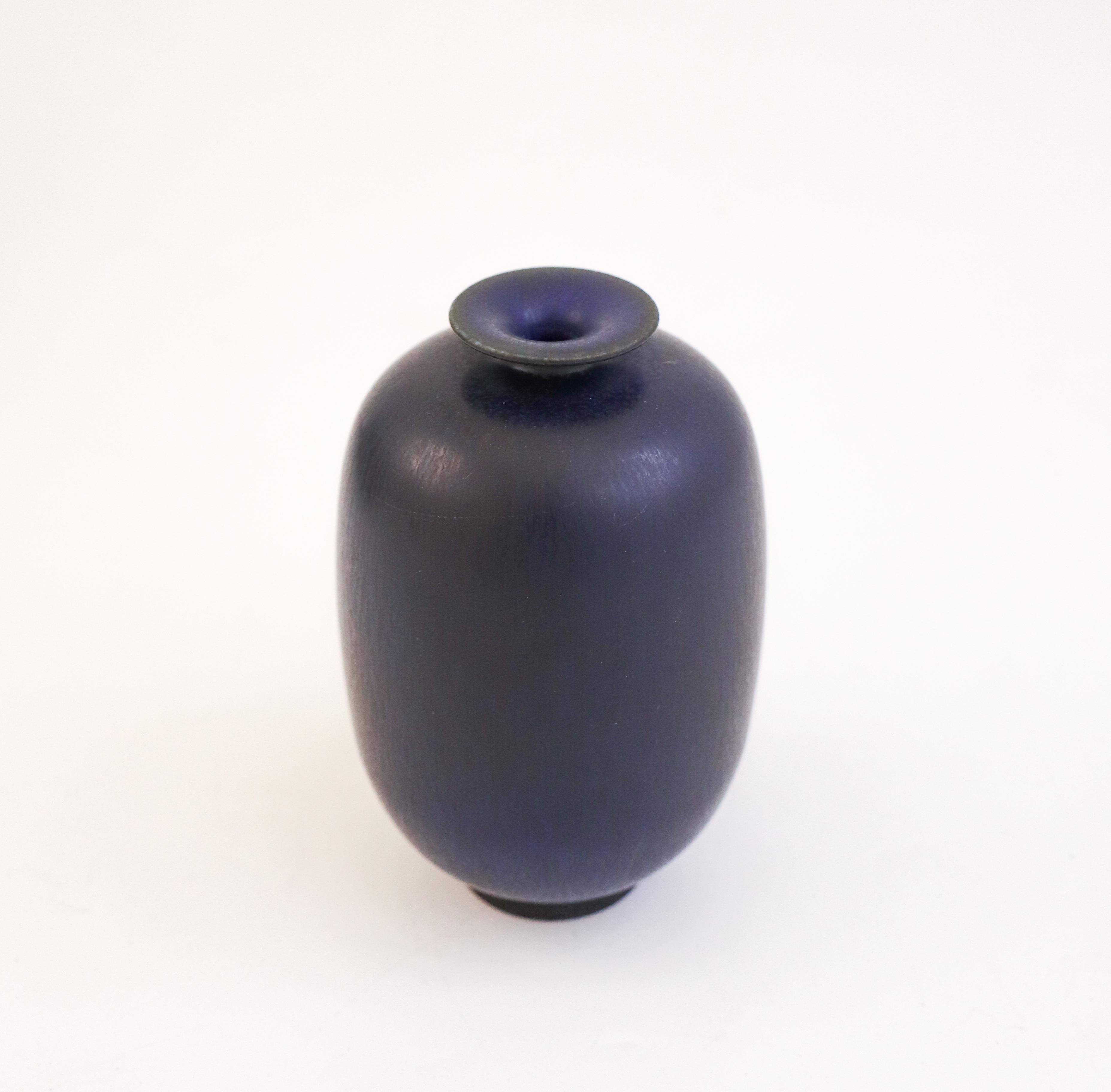 Swedish Lovely Blue Ceramic Vase, Berndt Friberg, Gustavsberg - Mid 20th Century For Sale