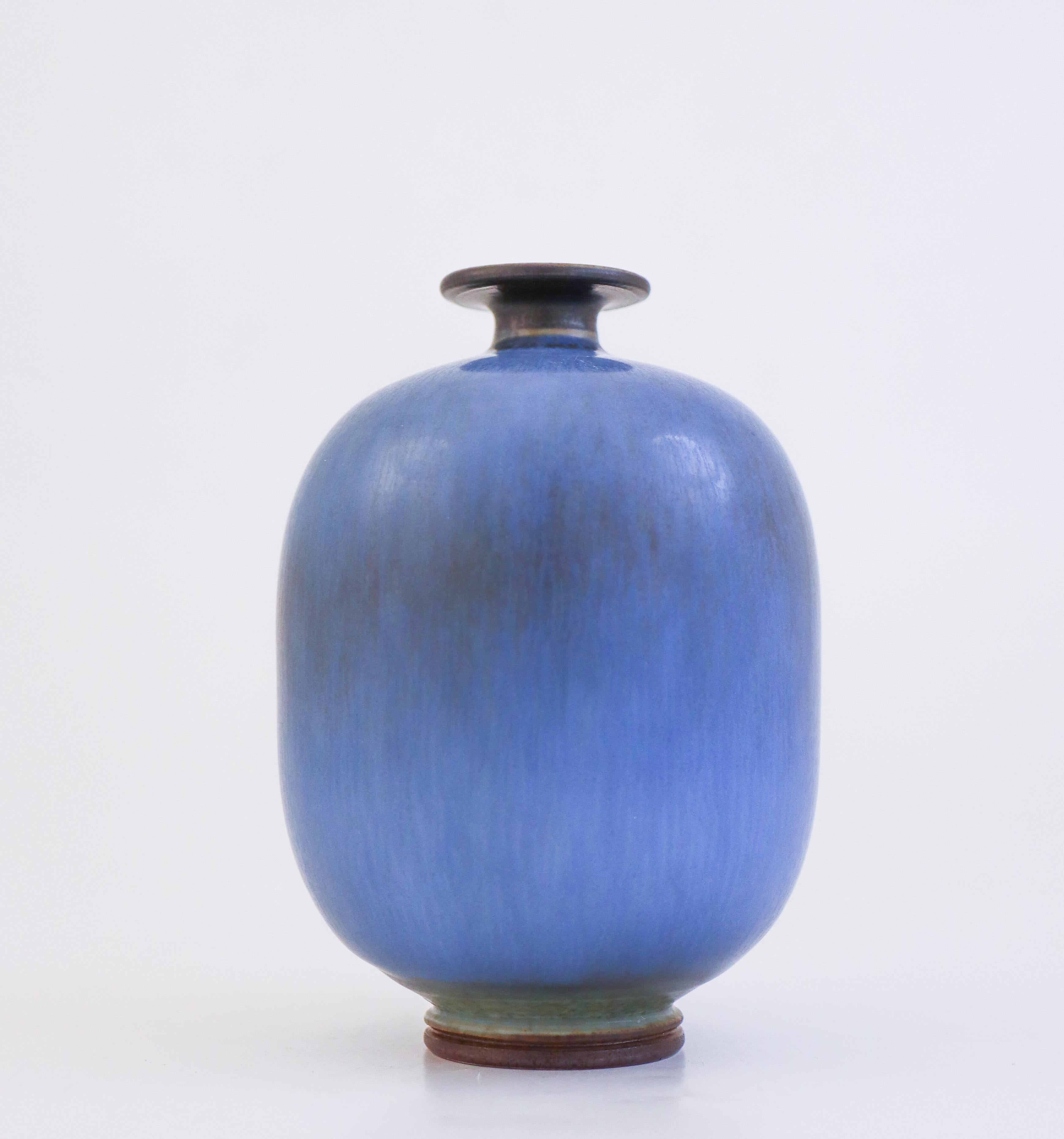 Swedish Lovely Blue Ceramic Vase, Berndt Friberg, Gustavsberg - Mid 20th Century For Sale