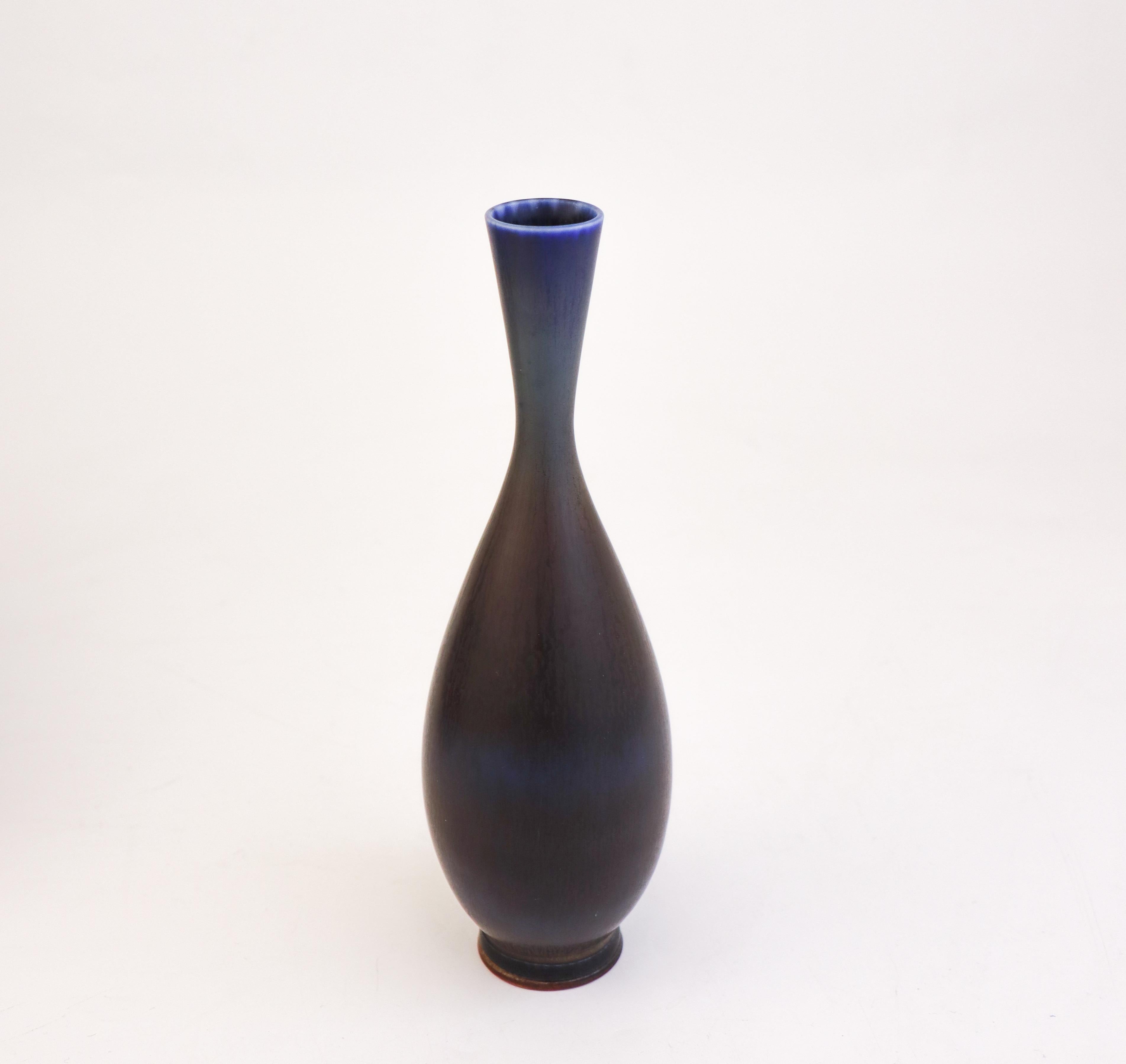 Lovely Blue Ceramic Vase, Berndt Friberg, Gustavsberg - Mid 20th Century For Sale 2