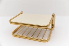 Hübsches Wandregal aus Messing und Glas, Mid-Century Modern 1950s