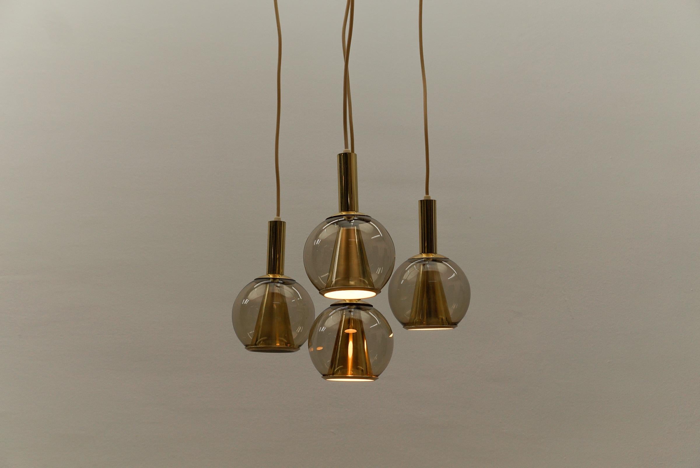 Mid-20th Century Lovely Brass and Smoked Glass Mid-Century Modern Cascading Lamp, 1960s Germany For Sale