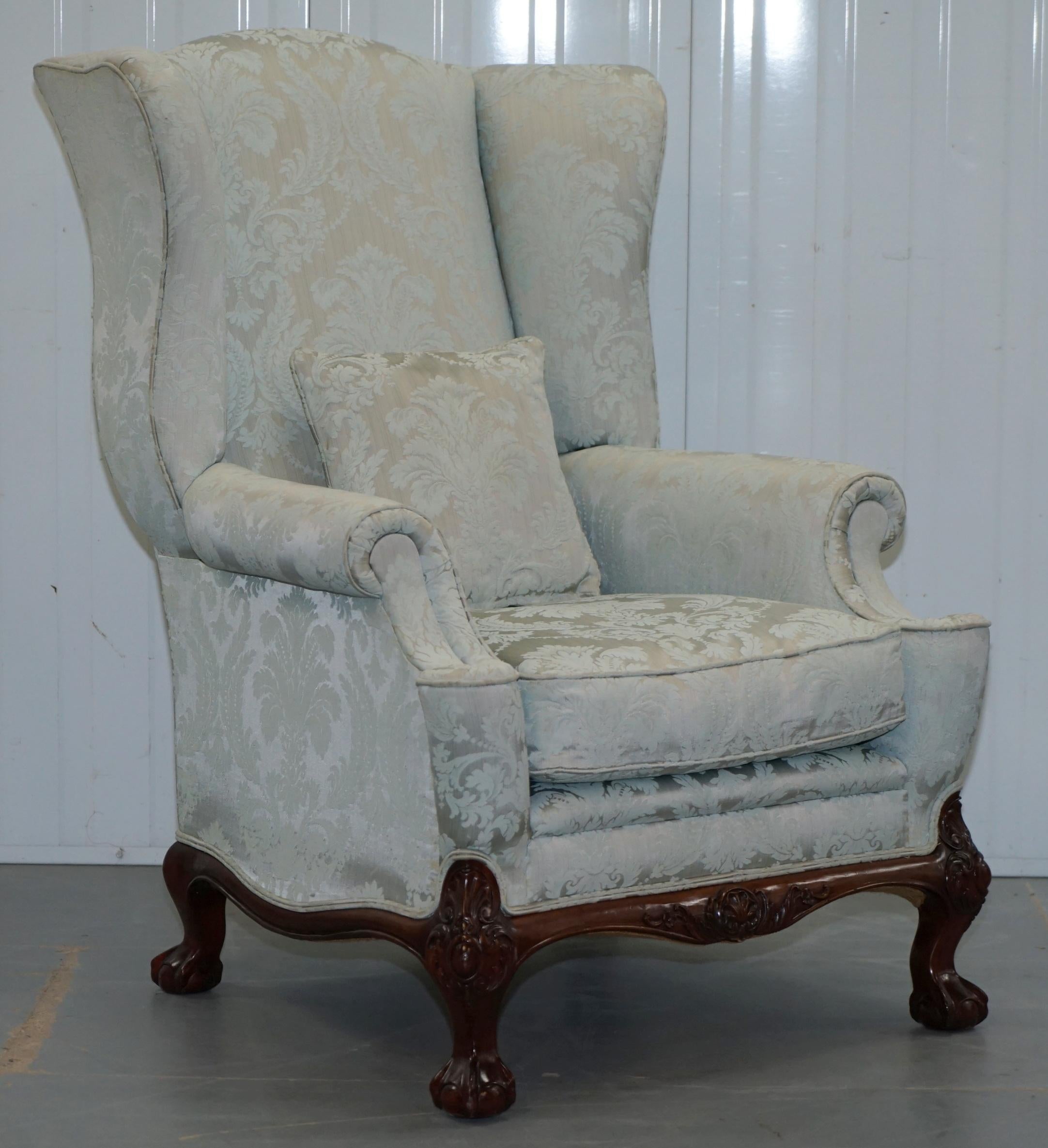 Lovely Brights of Nettlebed Three Piece Sofa & Armchair Suite Damask Upholstery 4