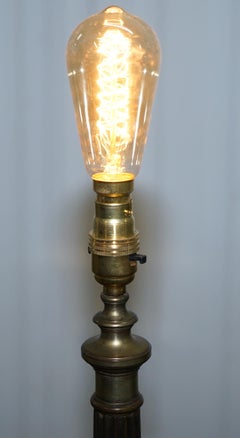 Lovely Bronze circa 1900 Corinthian Pillar Lamp Serviced Rewired and Ready to Go