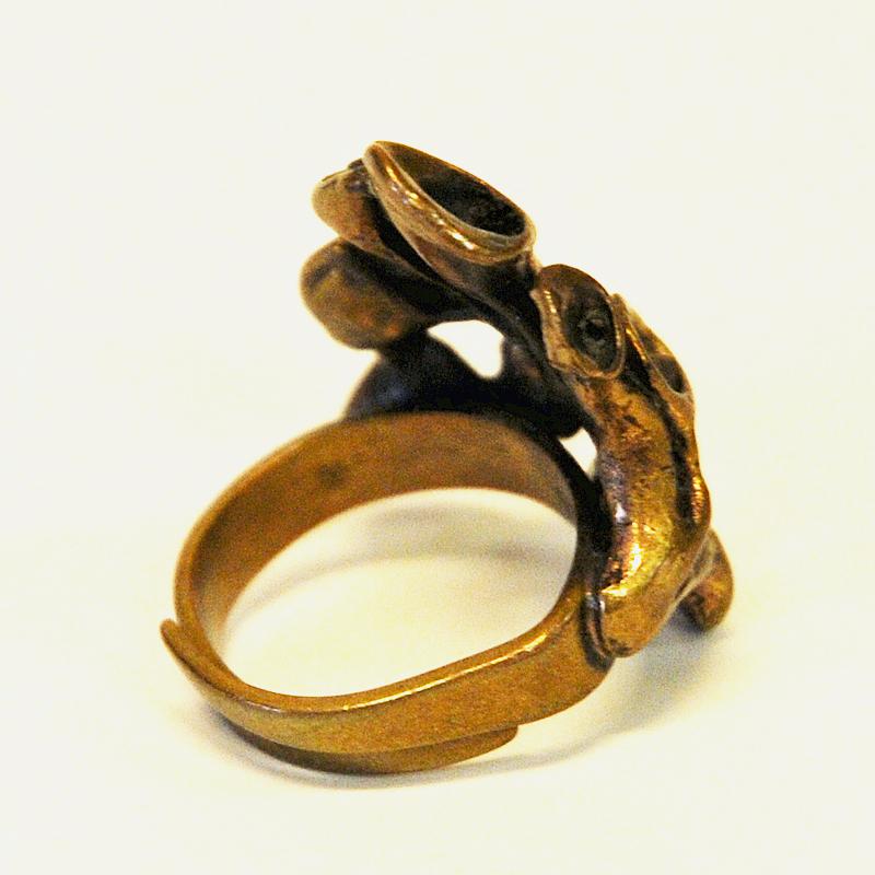 Finnish Lovely Bronze ring by Hannu Ikonen, Finland, 1970s