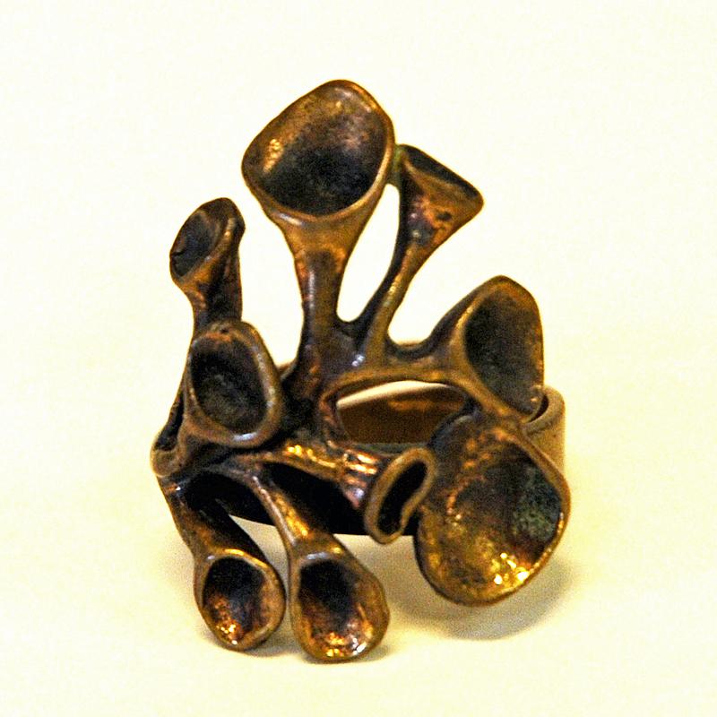 Late 20th Century Lovely Bronze ring by Hannu Ikonen, Finland, 1970s