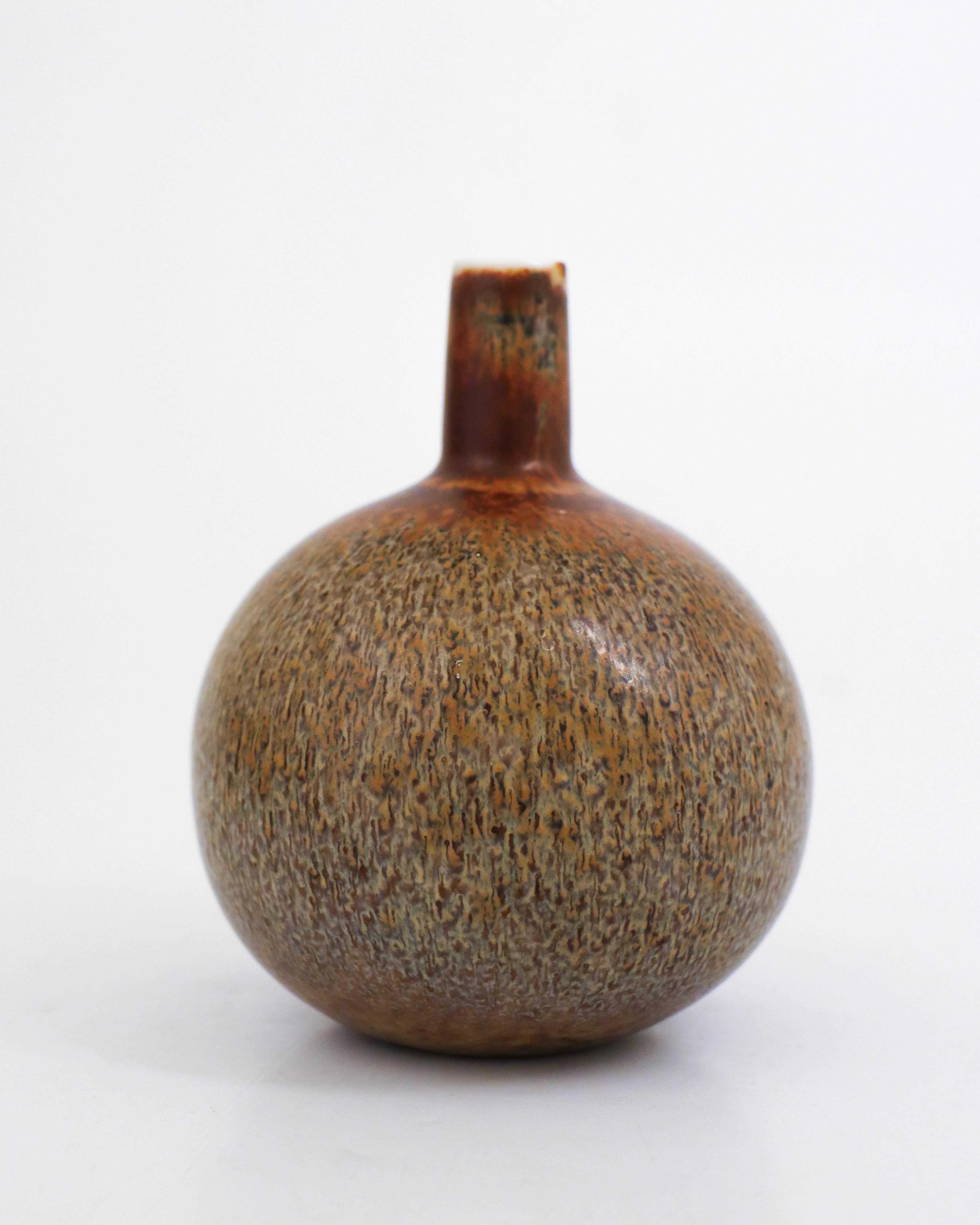 Scandinavian Modern Lovely Brown & Gray Ceramic Vase Carl-Harry Stålhane, Rörstrand Mid 20th Century For Sale