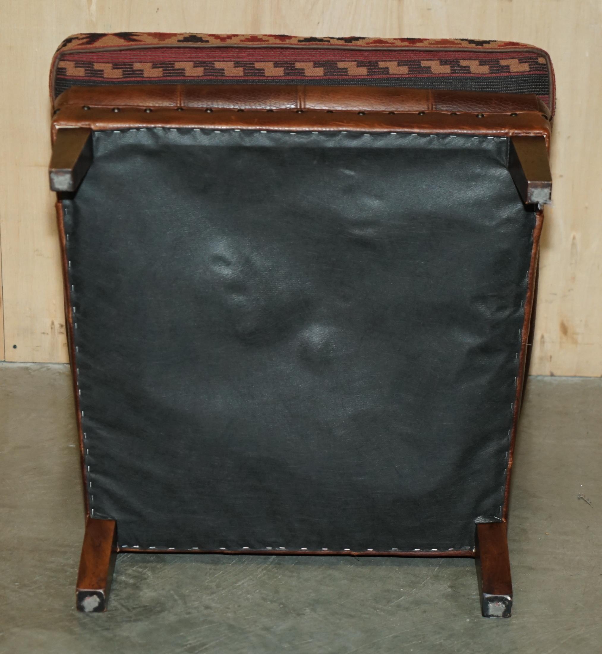 POLTRONE DI CHEsterfield IN PELLE MARRONE CON TESSUTO DI KILIM E FEDELTÀ in vendita 9