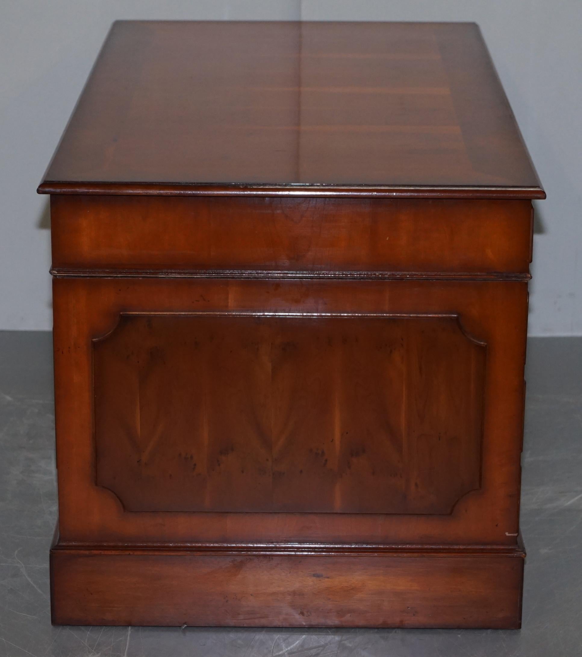 Lovely Burr Yew Wood Twin Pedestal Partner Desk with Complete Ornate Timber Top For Sale 5