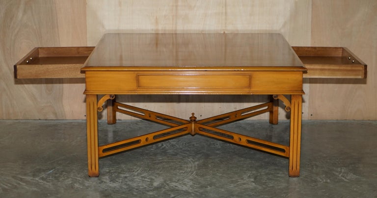 Lovely Burr Yew Wood Two Drawer Coffee Table with Thomas Chippendale Stretches For Sale 12