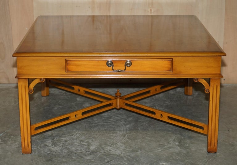Country Lovely Burr Yew Wood Two Drawer Coffee Table with Thomas Chippendale Stretches For Sale