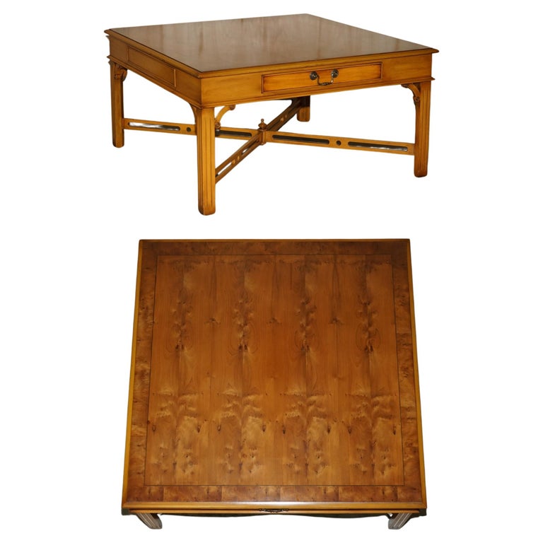 Lovely Burr Yew Wood Two Drawer Coffee Table with Thomas Chippendale Stretches For Sale