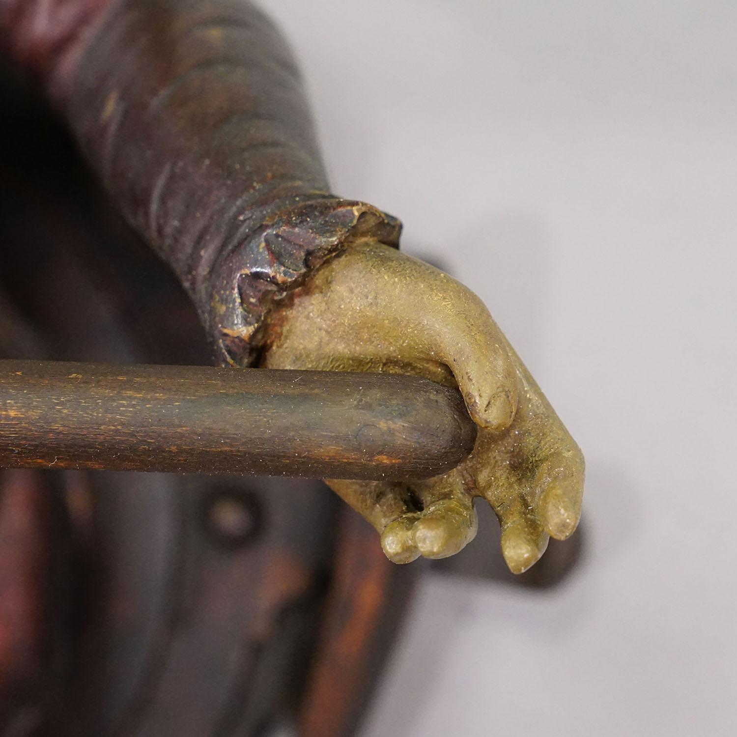 Bois Charmant porte-serviette en bois sculpté ca. 1900 en vente