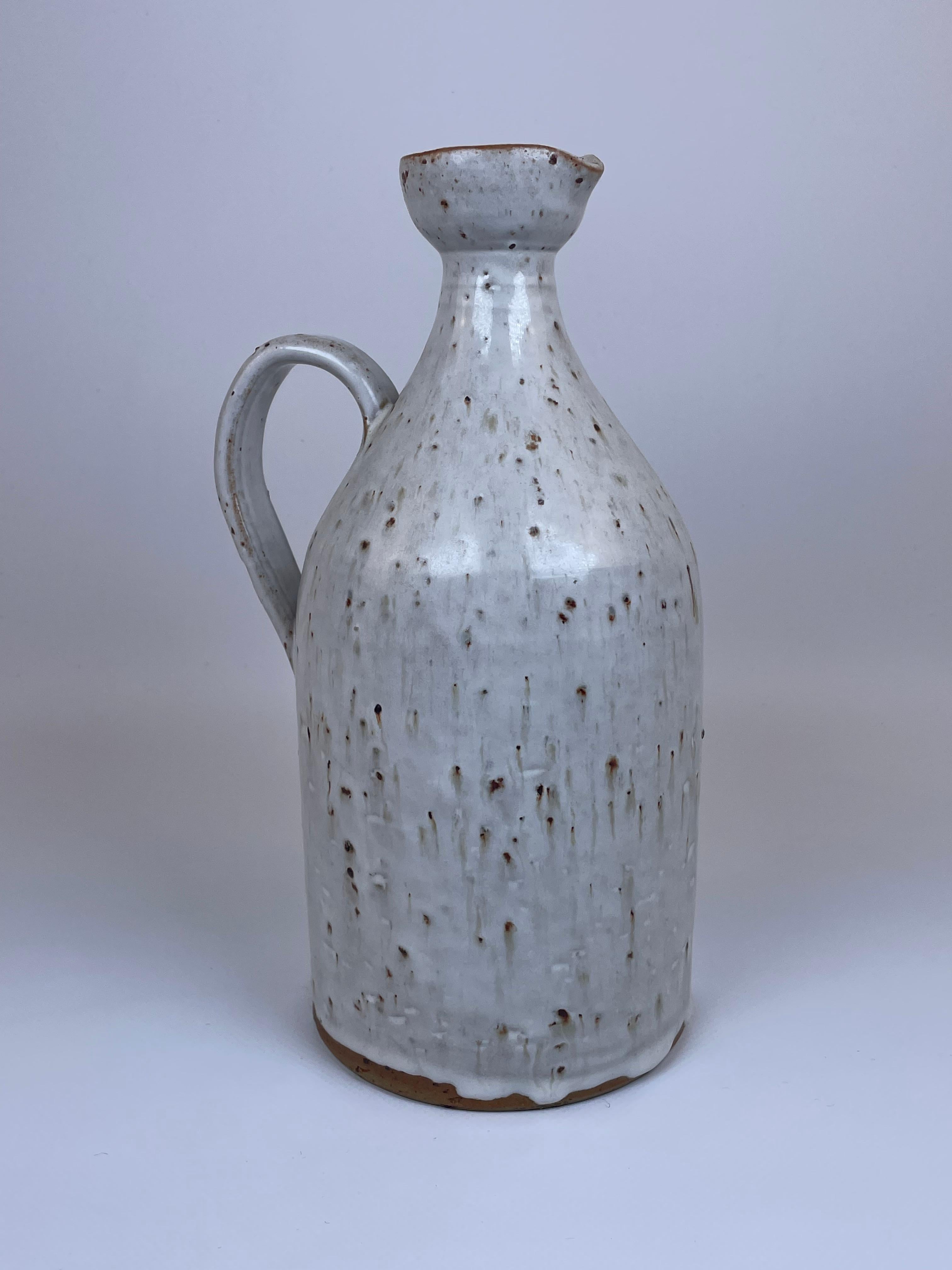 Mid-Century moderno Bella bottiglia in ceramica di Robert Picault in vendita