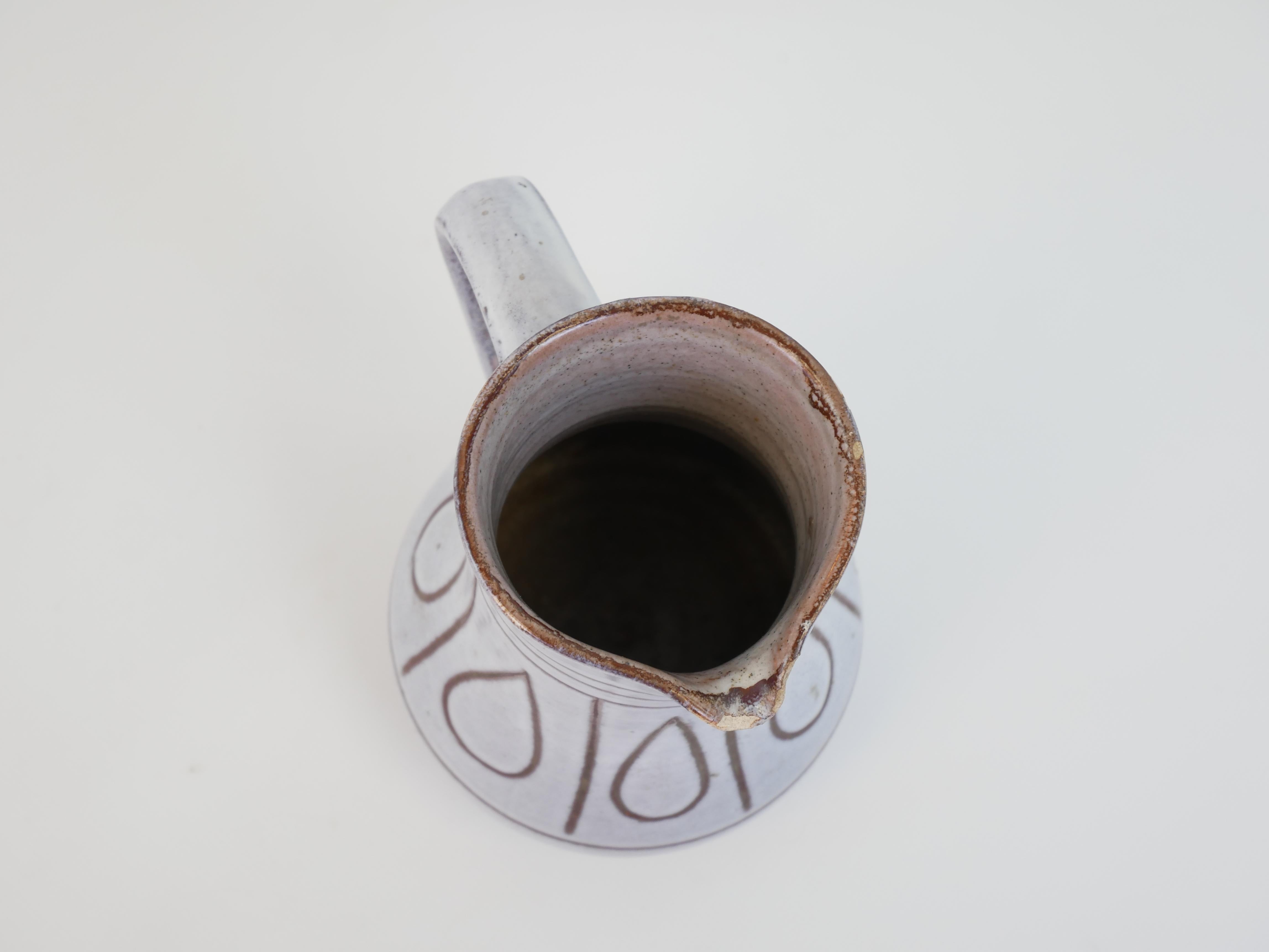 Lovely ceramic pitcher in the style of Jacques Innocenti For Sale 6