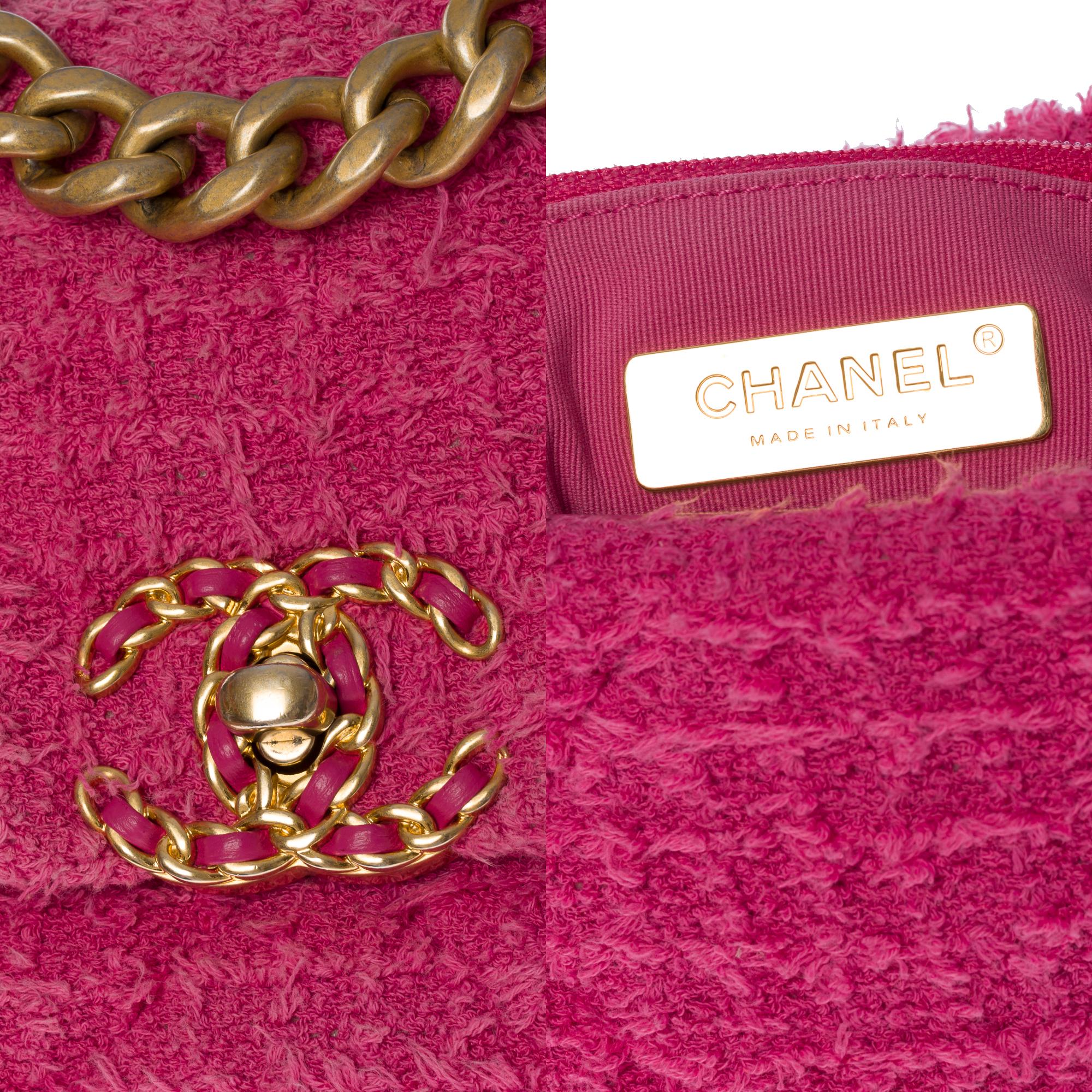 Ravissant sac à bandoulière Chanel 19 en toile de coton matelassée rose, or mat et SHW en vente 1