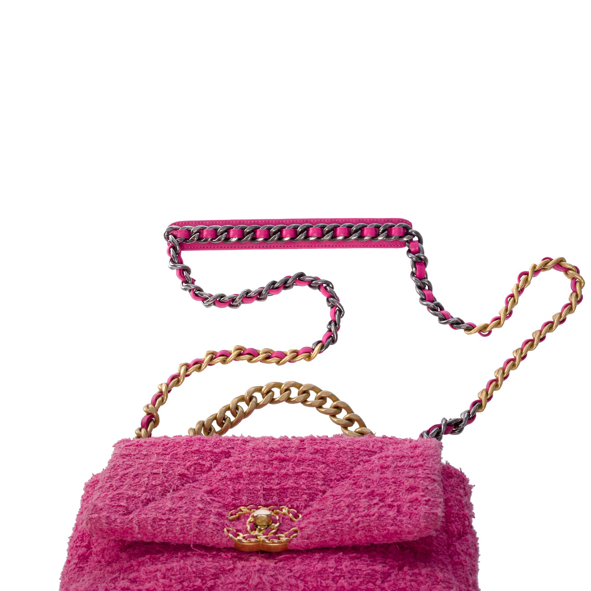 Ravissant sac à bandoulière Chanel 19 en toile de coton matelassée rose, or mat et SHW en vente 4