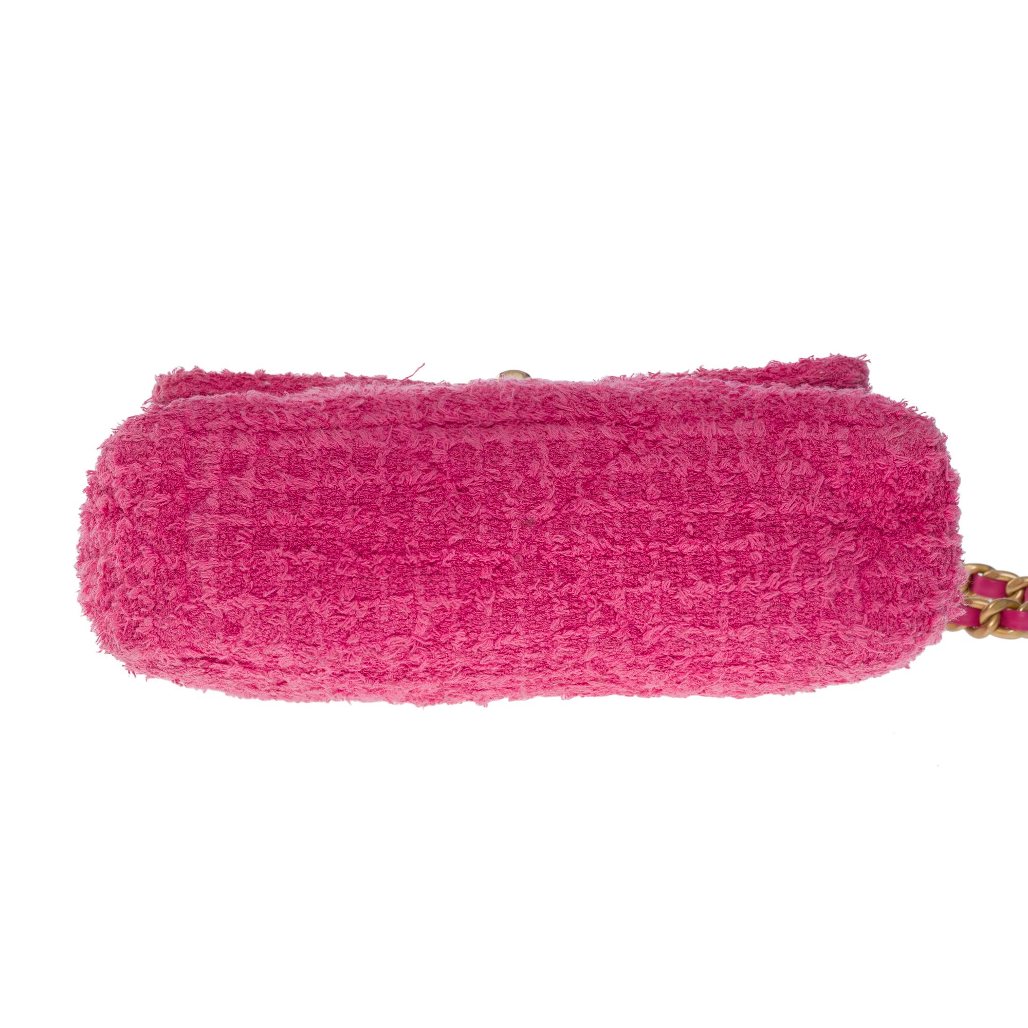 Ravissant sac à bandoulière Chanel 19 en toile de coton matelassée rose, or mat et SHW en vente 5
