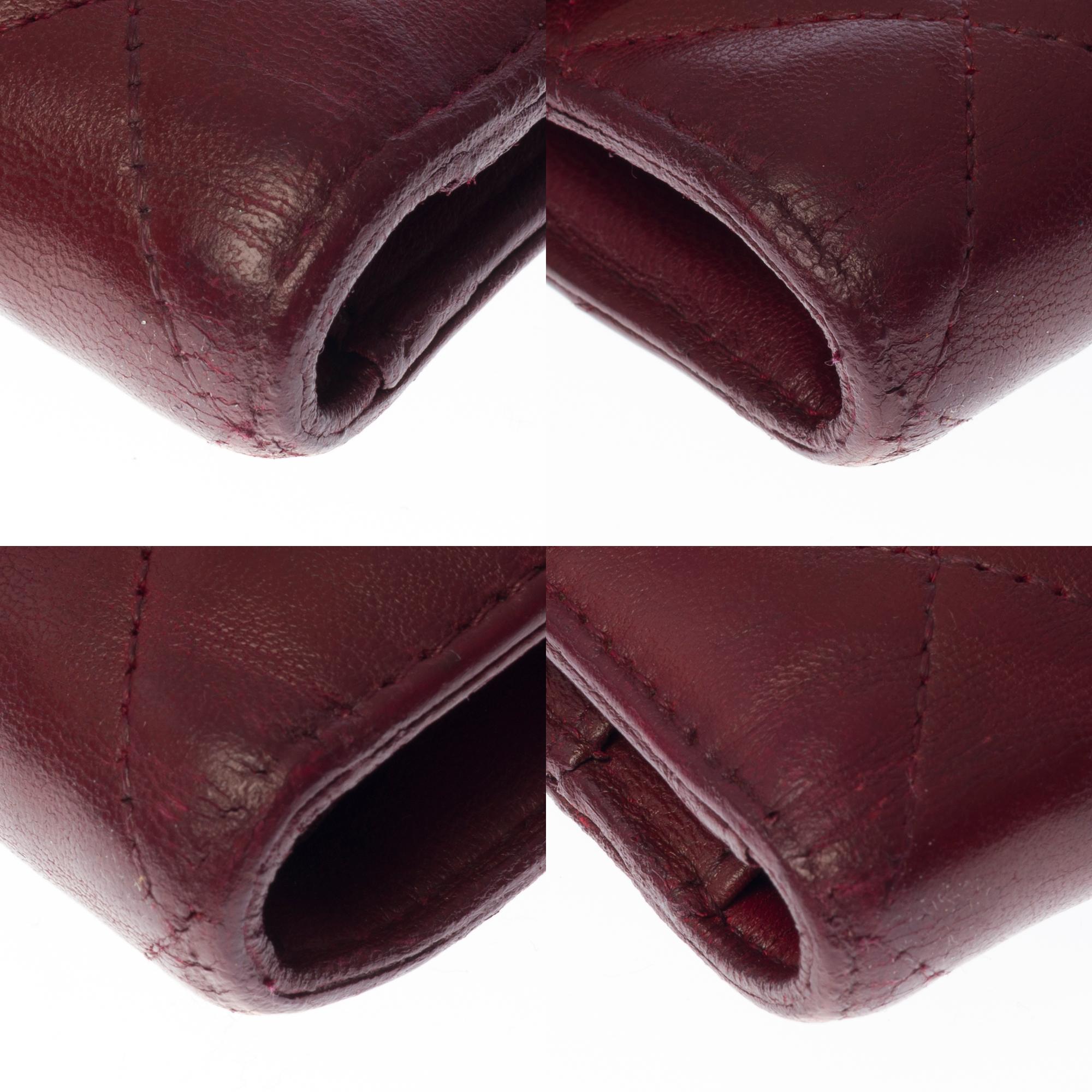 Lovely Chanel Flap Wallet in Burgundy Quilted Lambskin leather, PHW For Sale 4