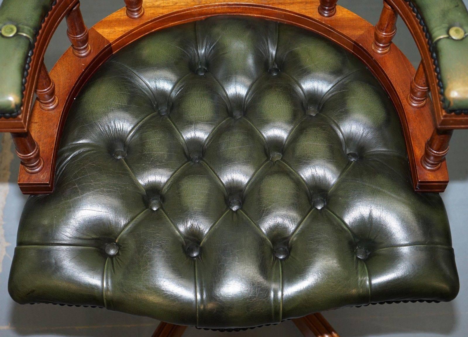 Modern Lovely Chesterfield Directors Green Leather Executive Captains Office Chair
