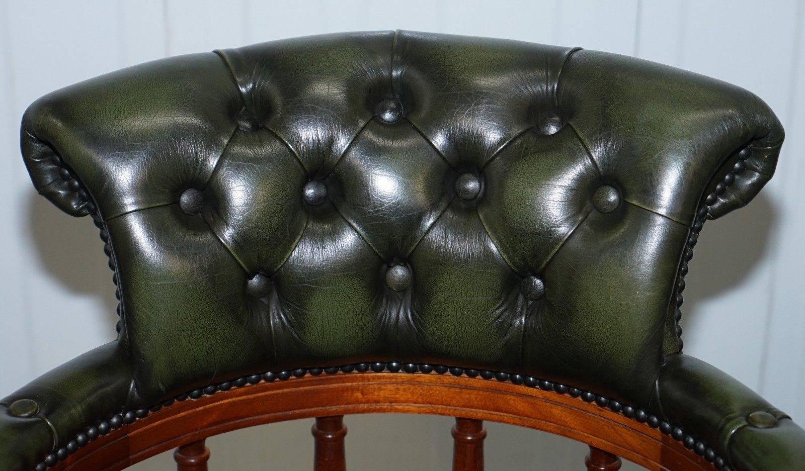 British Lovely Chesterfield Directors Green Leather Executive Captains Office Chair
