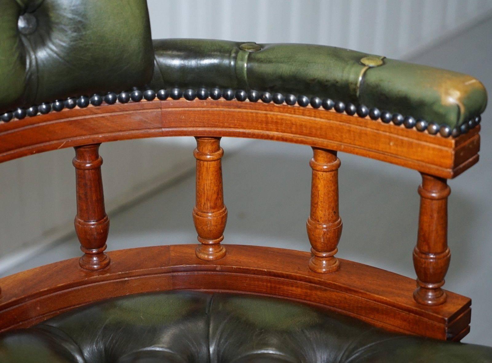 Hand-Crafted Lovely Chesterfield Directors Green Leather Executive Captains Office Chair