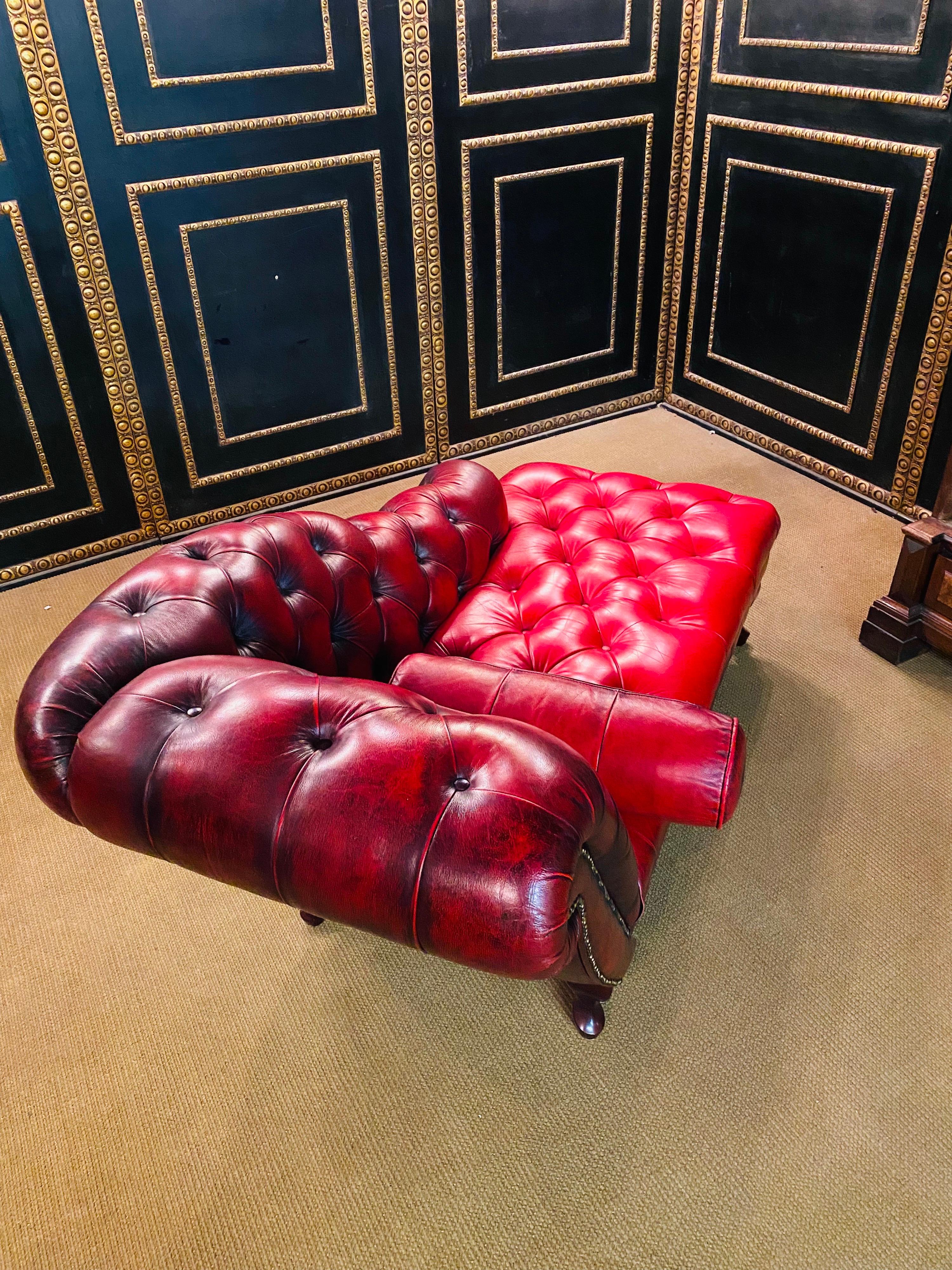 Schönes original vintage Chesterfield Rotes Leder Chaise Lounge Daybed Sofa im Angebot 7