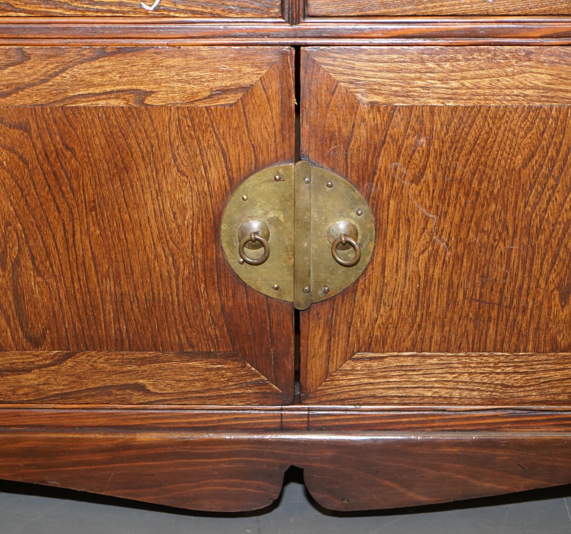 Lovely Chinese Burr & Burl Elm Apothecary Chest of Drawers with Cupboard Base For Sale 5