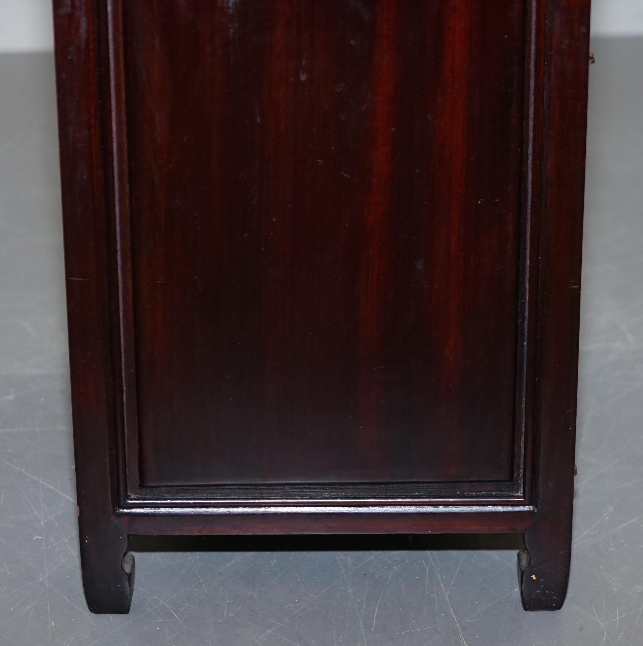 Lovely Chinese Carved Red Teak Side Table with Small Cupboard and Single Drawer 4