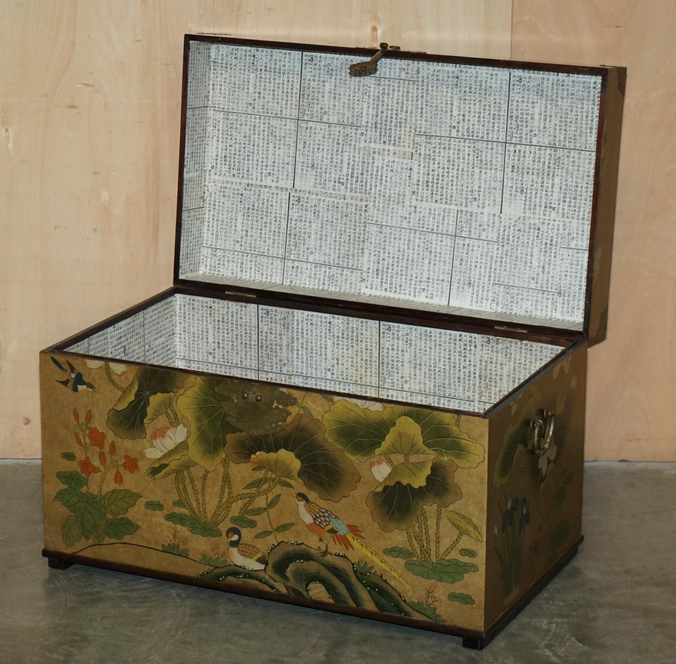 LOVELY CHiNESE ELM STORAGE TRUNK OR CHEST OF LINEN & CLOTHES, TOYS PART OF A SET For Sale 12