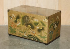 LOVELY CHiNESE ELM STORAGE TRUNK OR CHEST OF LINEN & CLOTHES, TOYS PART OF A SET