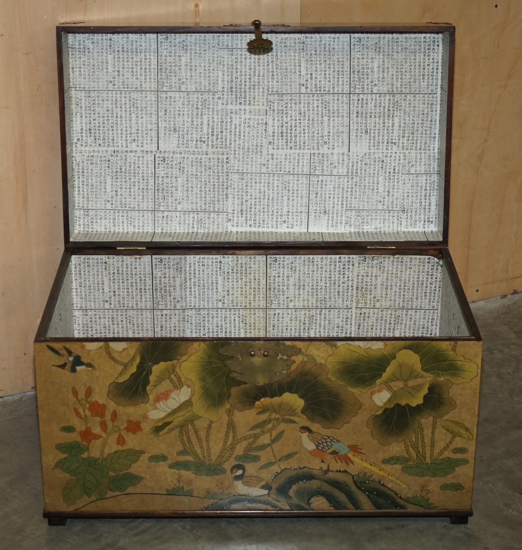 LOVELY CHiNESE ELM STORAGE TRUNK OR CHEST OF LINEN & CLOTHES, TOYS PART OF A SET For Sale 13