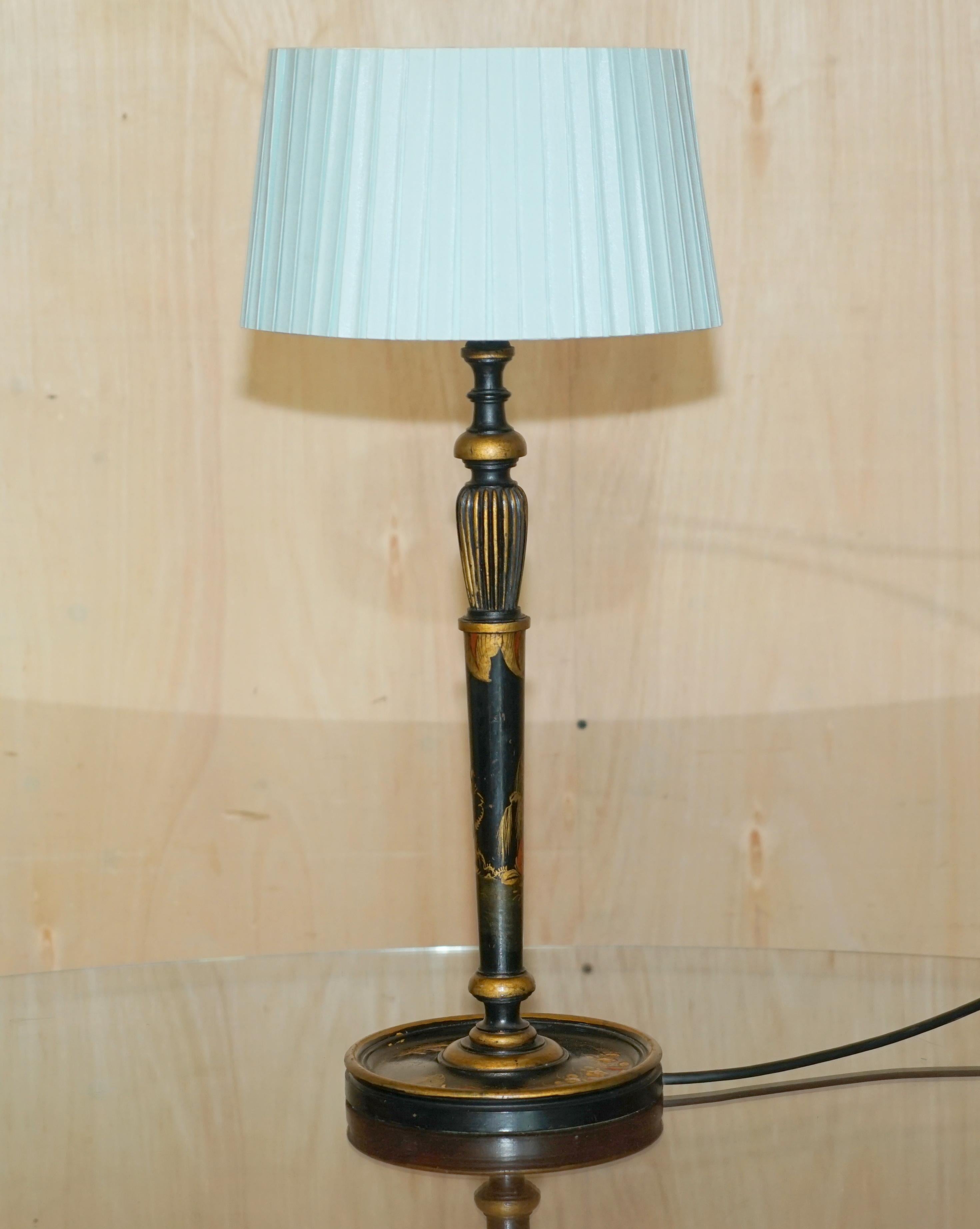 Lovely Chinese Export circa 1920 Antique Chinoiserie Black Lacquer Table Lamp For Sale 8