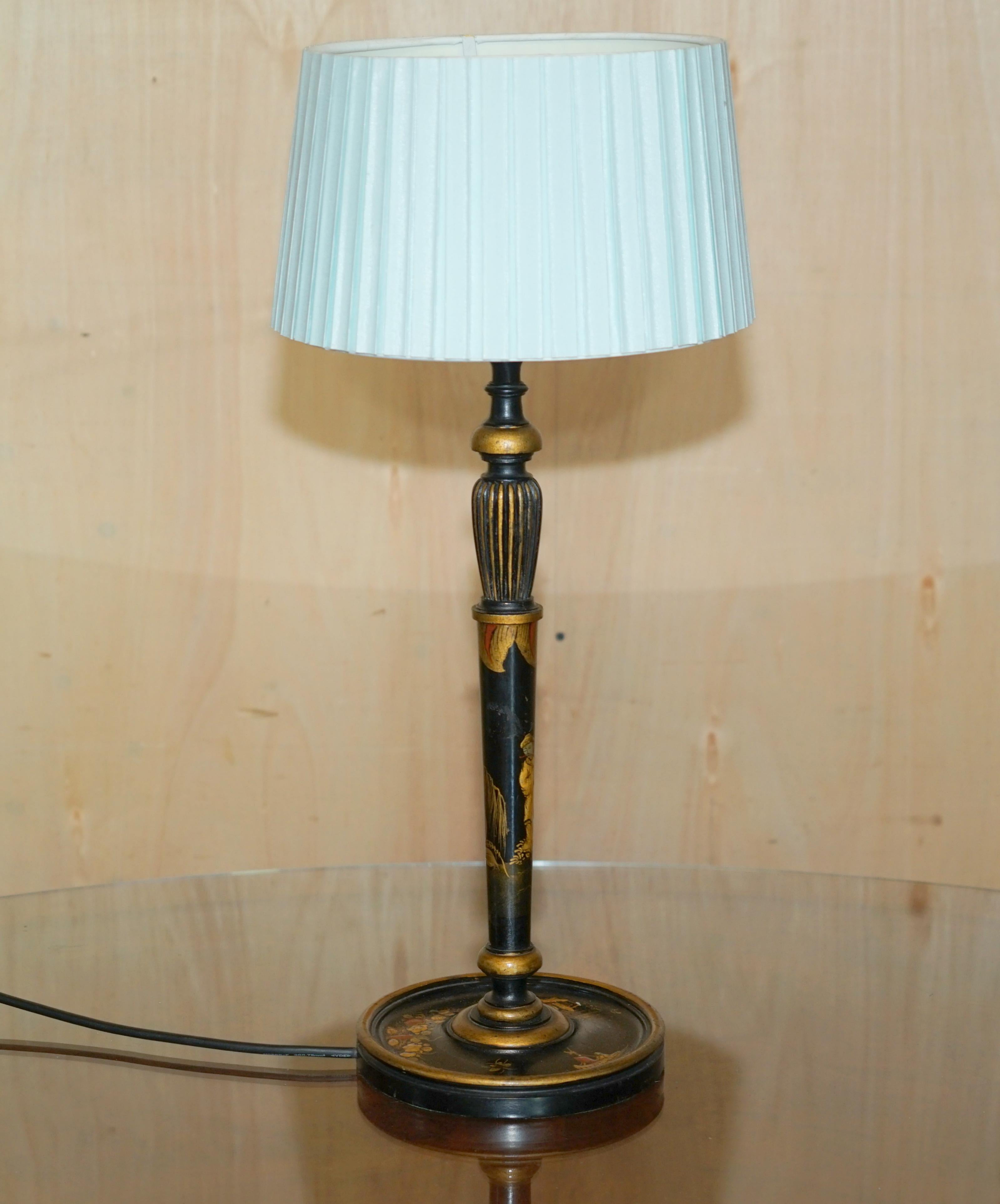 Lovely Chinese Export circa 1920 Antique Chinoiserie Black Lacquer Table Lamp For Sale 10