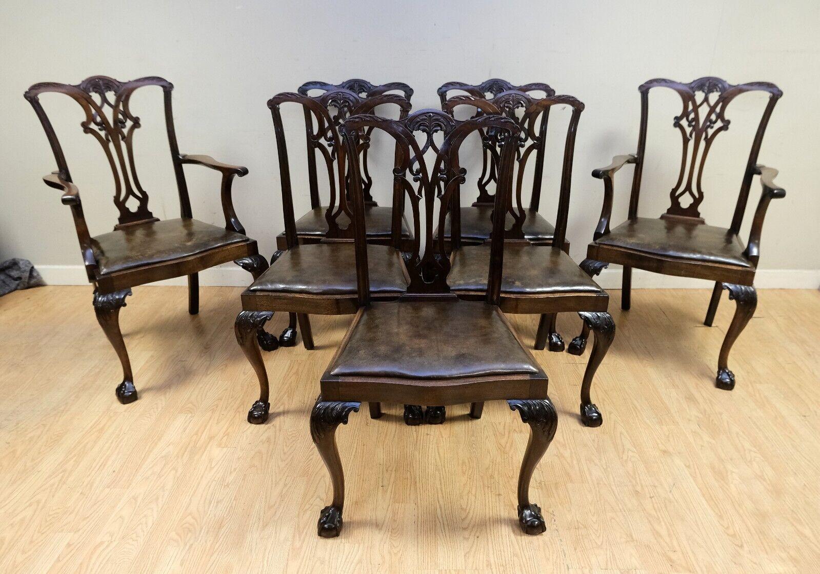 We are delighted to offer for sale this lovely Chippendale style Mahogany set of six dining chairs with leather seats and carvings. 

This elegant and Classic set consists of five single dining chairs and two carvers, raised on cabriole legs