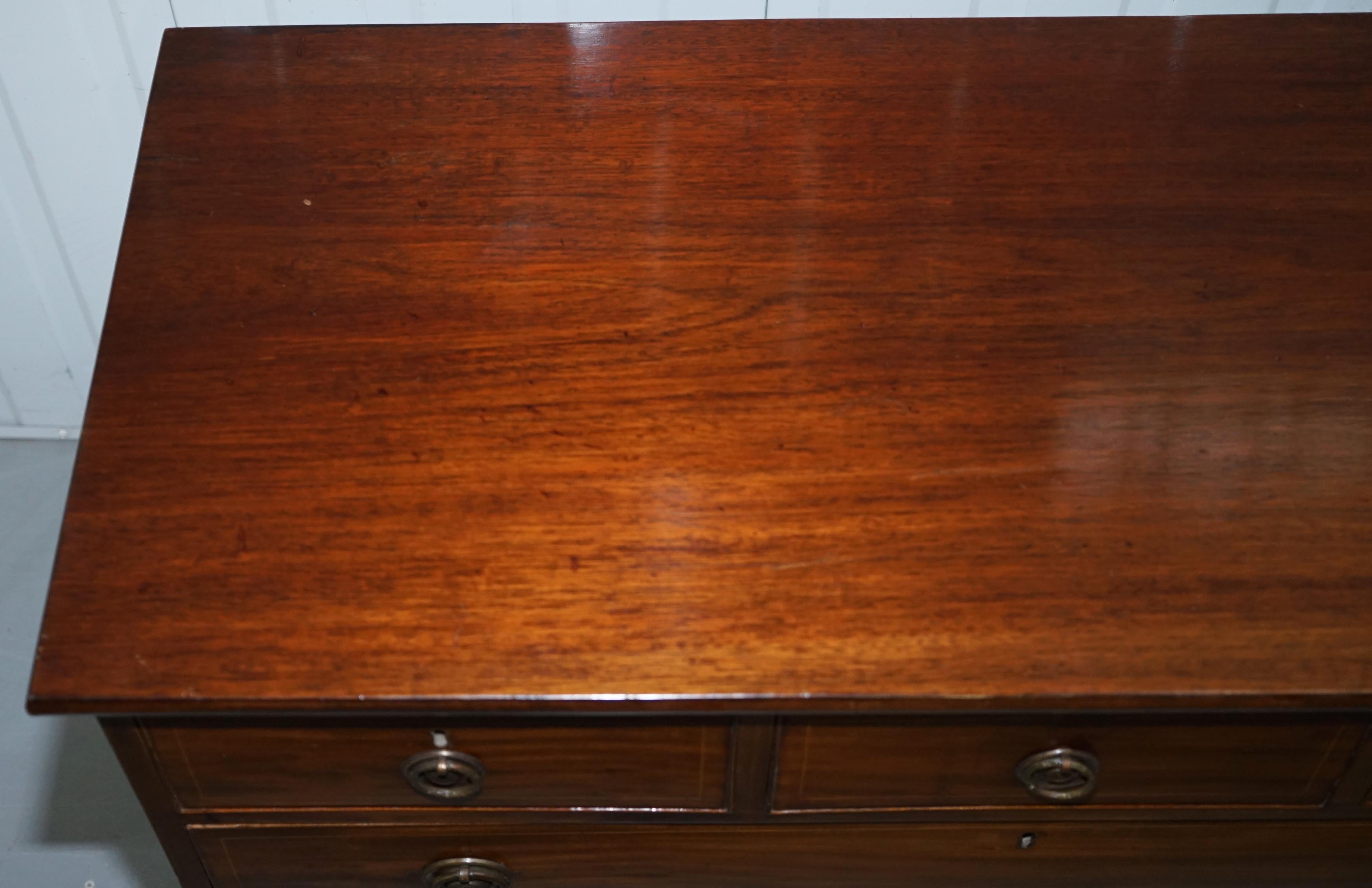 19th Century Lovely circa 1800 Georgian Hardwood Chest of Drawers Three over Three Formation