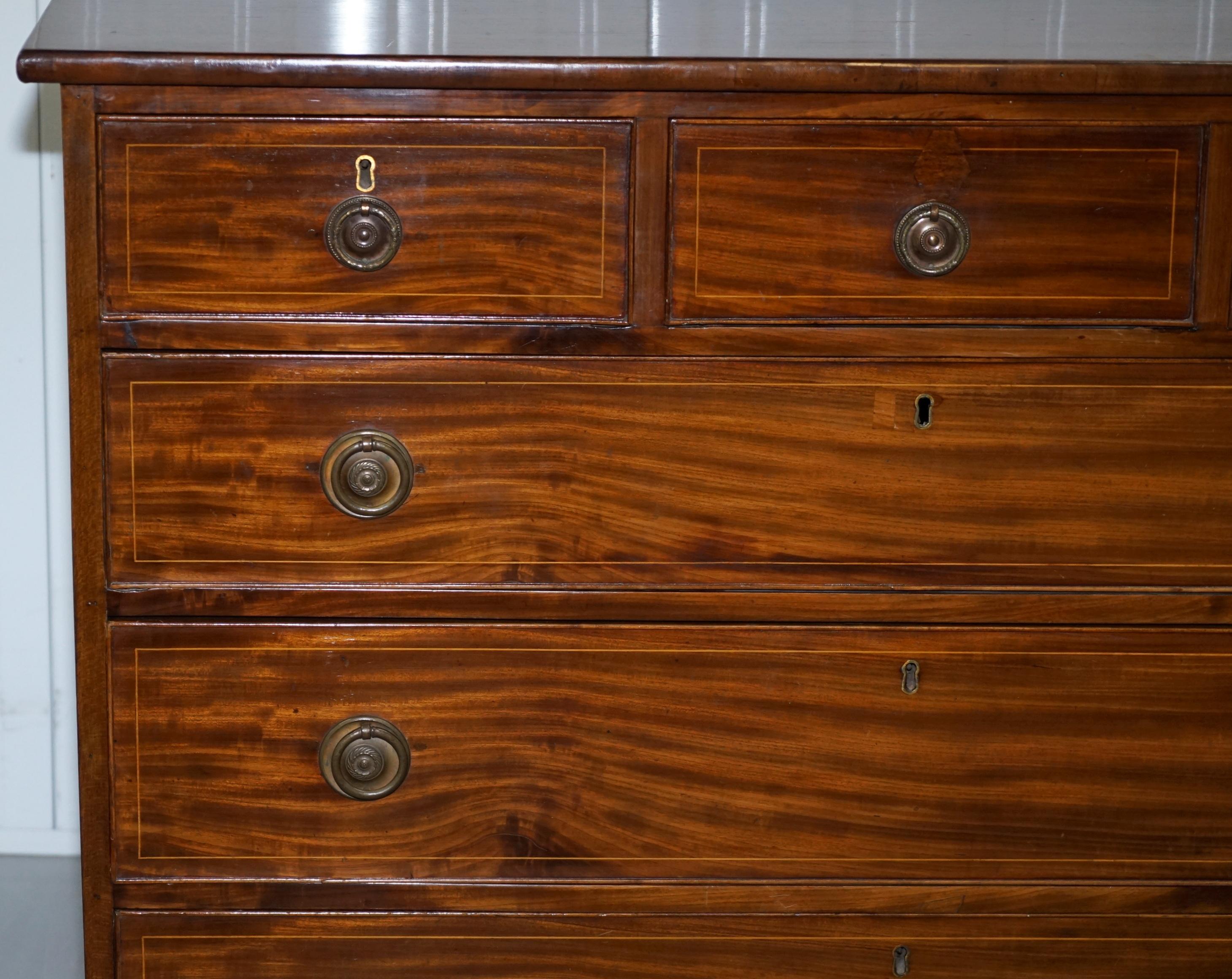 Lovely circa 1800 Georgian Hardwood Chest of Drawers Three over Three Formation 3
