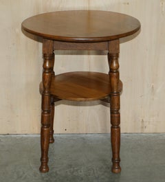 Lovely circa 1900 English Oak Side Table with Turned Legs and a Nice Rich Patina