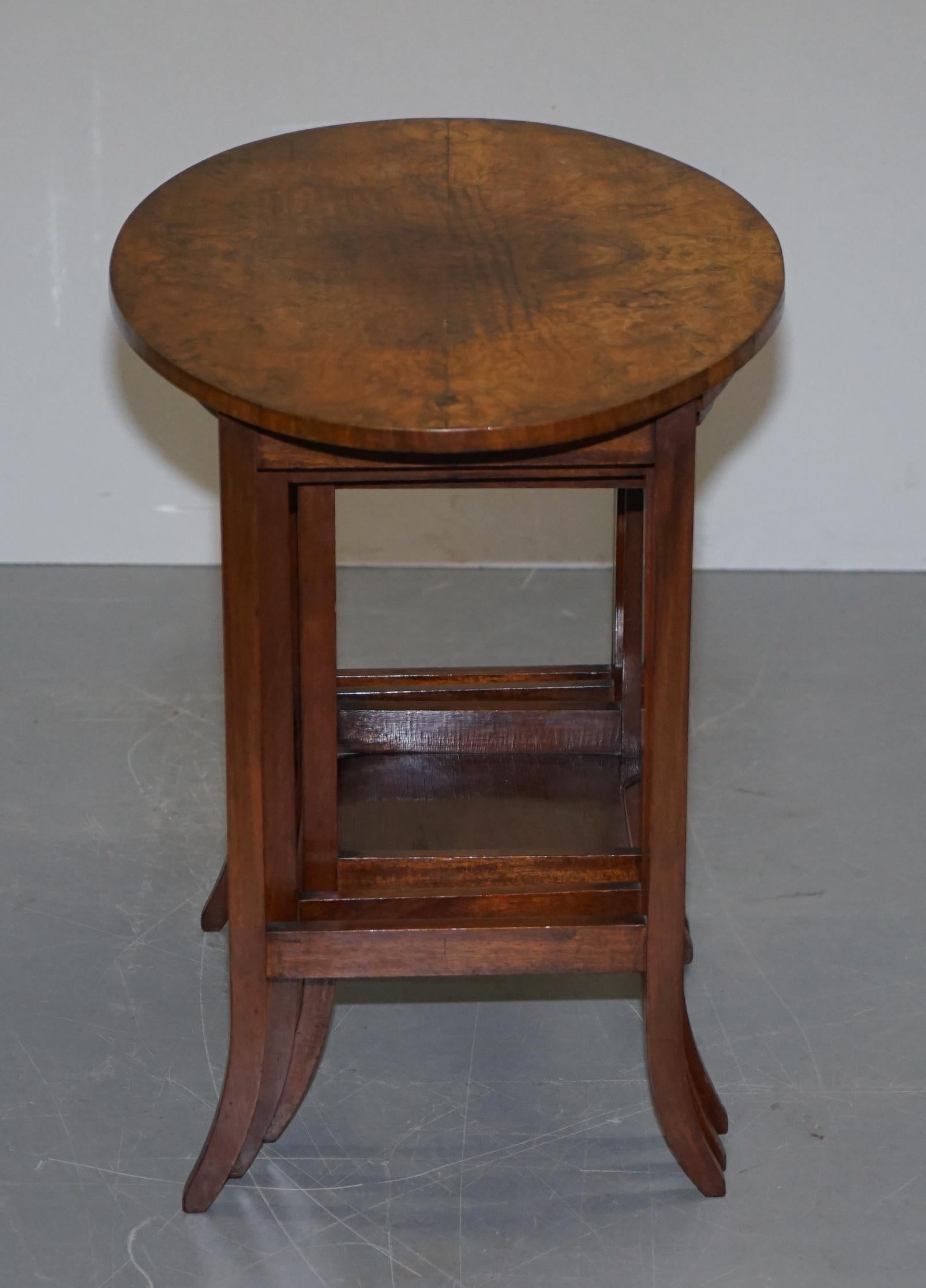 Lovely circa 1900 Late Victorian Burr Walnut Nest of Tables with Oval Main Piece For Sale 4