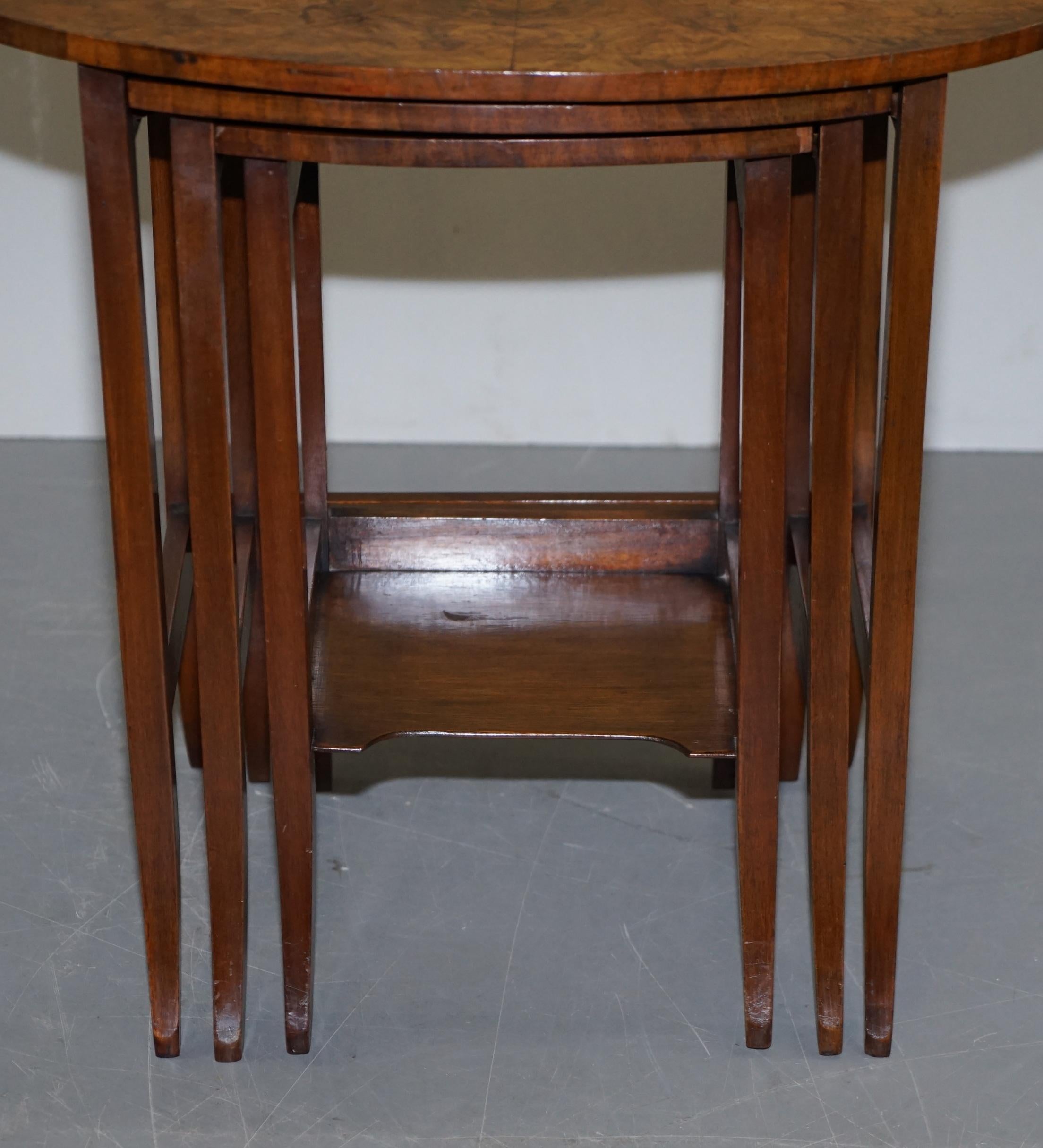 Lovely circa 1900 Late Victorian Burr Walnut Nest of Tables with Oval Main Piece For Sale 1