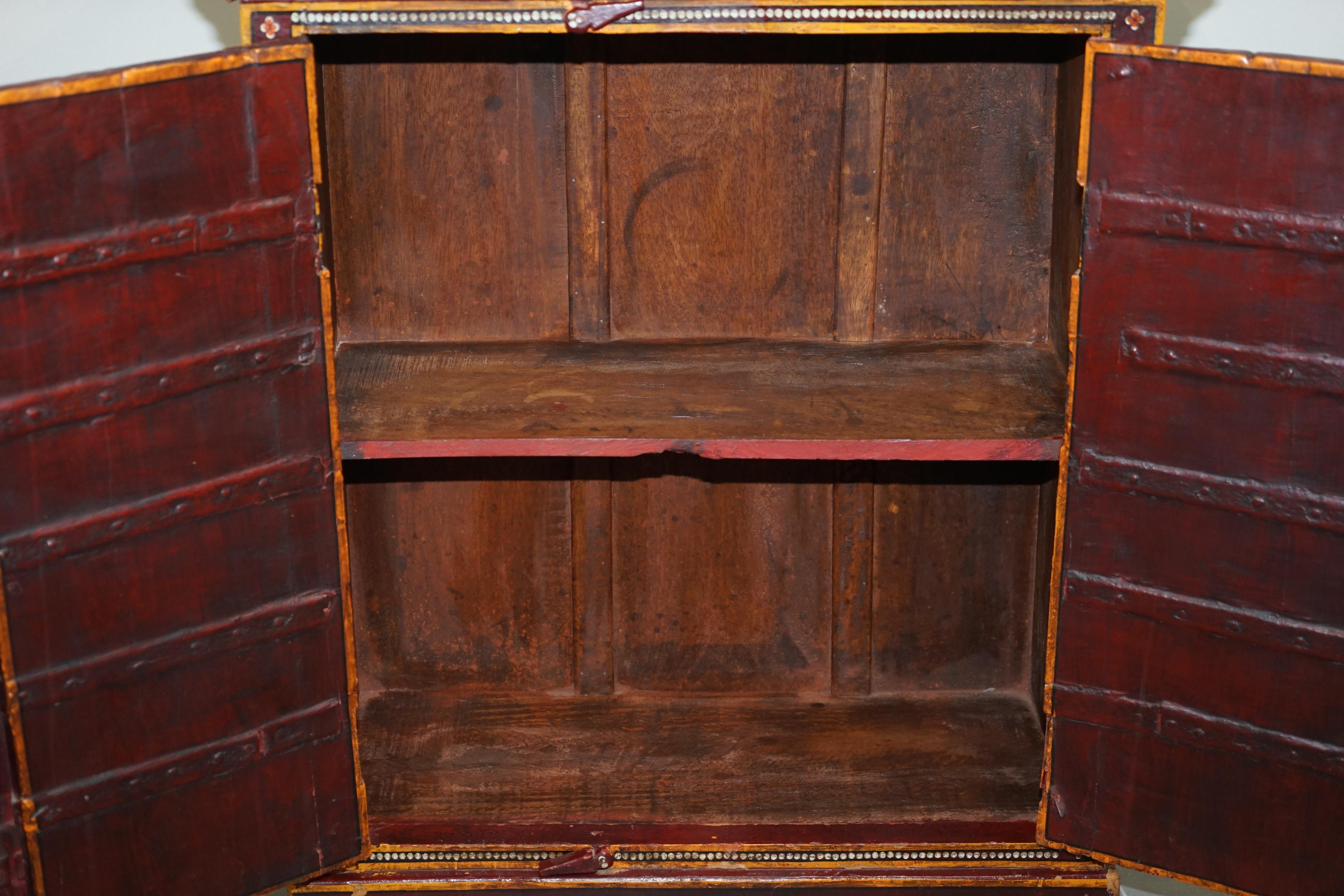 Lovely circa 1900 Oriental Hand Painted Side Cupboard Bookcase Metal Strap Work For Sale 9